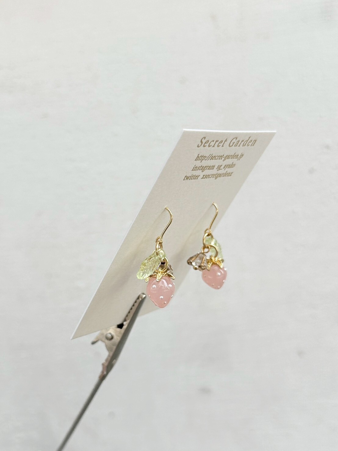 [secretgarden] 迷你草莓耳環 | 粉色 | 耳針 | NO.1