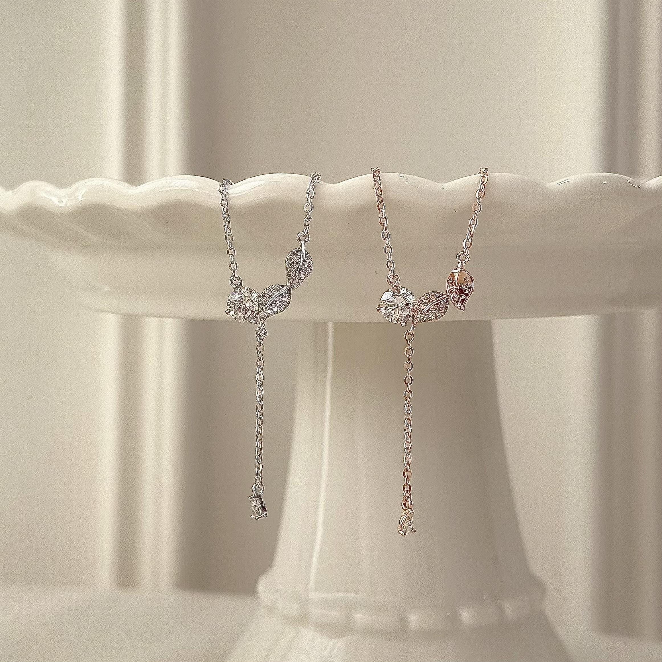 M26【輕奢】葉子單鑽純銀y字鏈