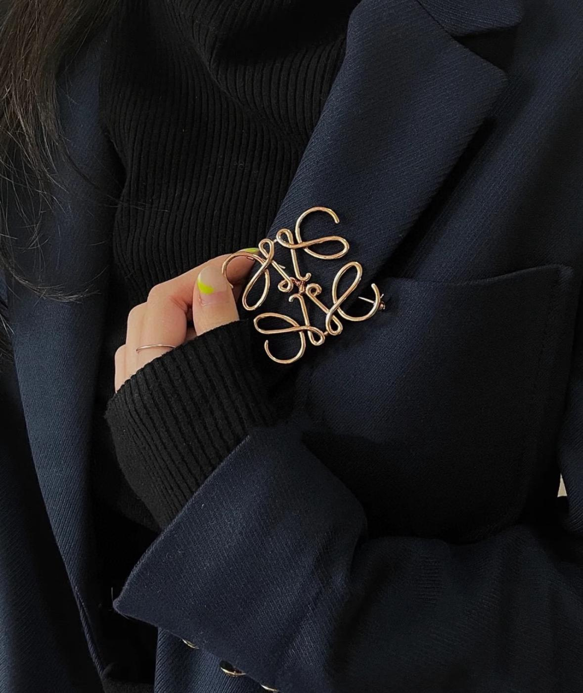 Outlet Loewe Anagram Brooch