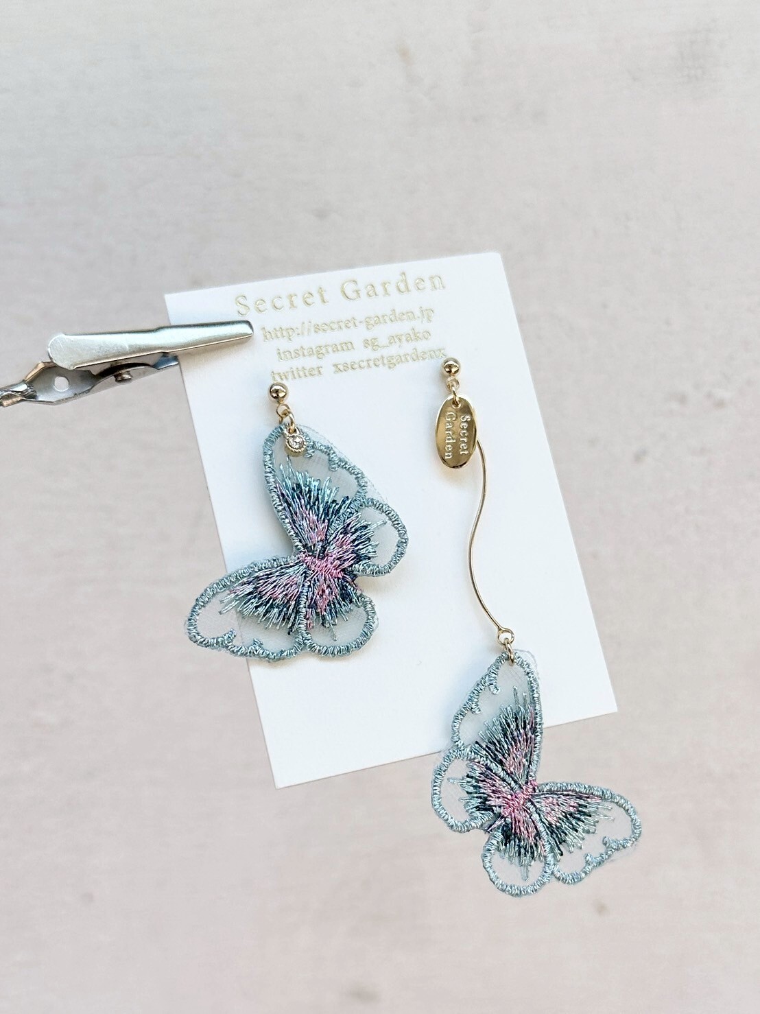 [secretgarden] 刺繡蝴蝶耳環 | 藍色 | 耳針 | NO.55