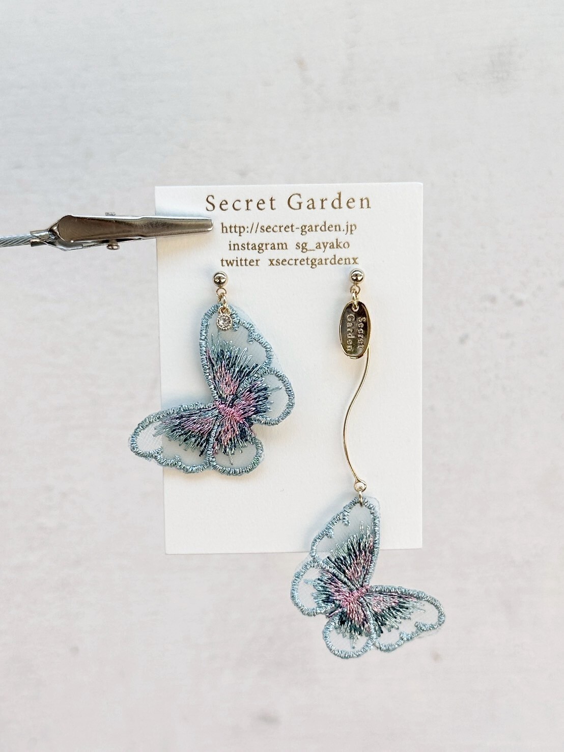 [secretgarden] 刺繡蝴蝶耳環 | 藍色 | 耳針 | NO.55