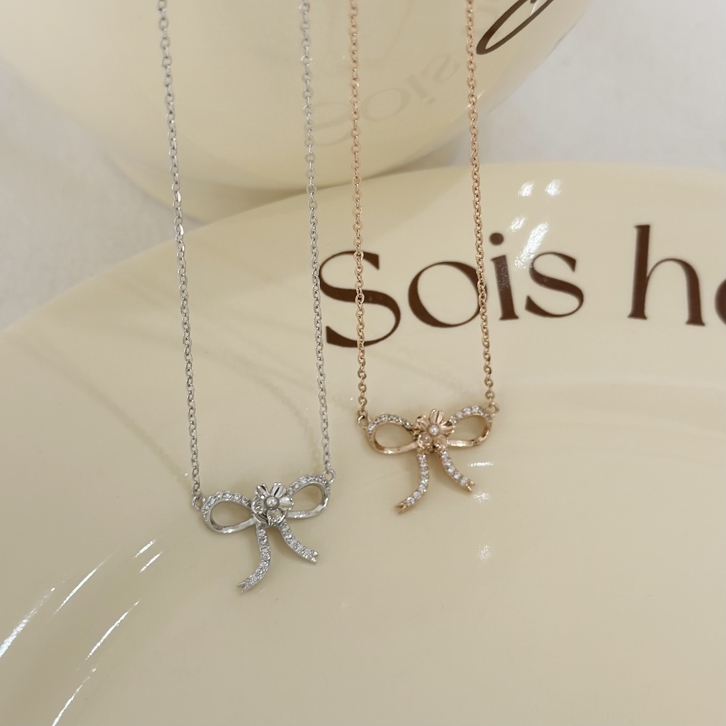 M09 【輕奢】排鑽蝴蝶結小花純銀鎖骨鏈