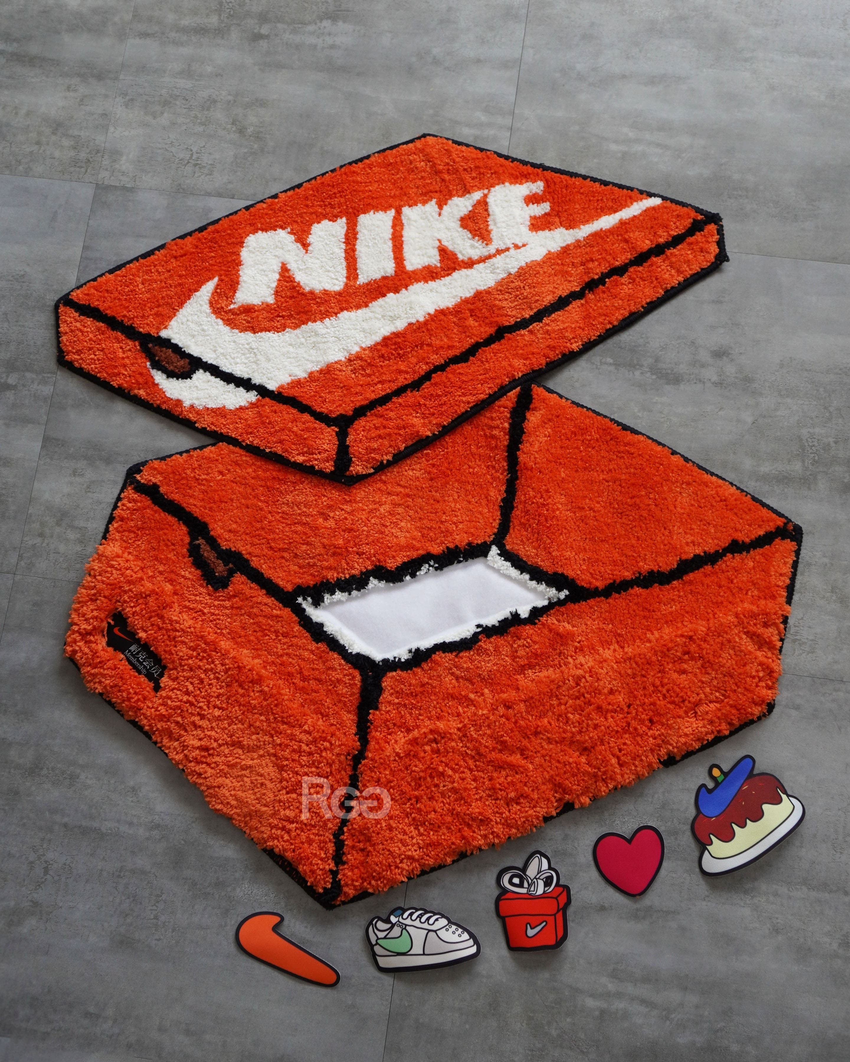 Nike 鞋盒造型拼貼地毯