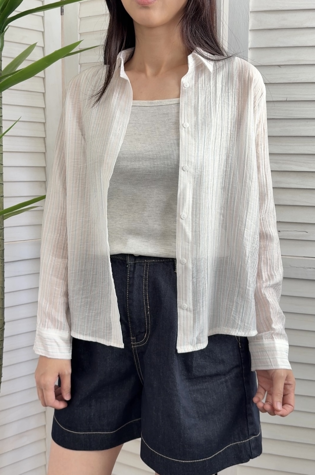 淡直紋透薄裇衫款外套