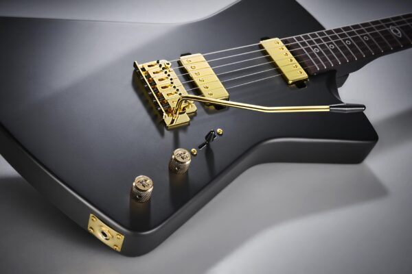 Queen.E Nova 2025 Original /Dark 電吉他 公司貨【宛伶樂器】