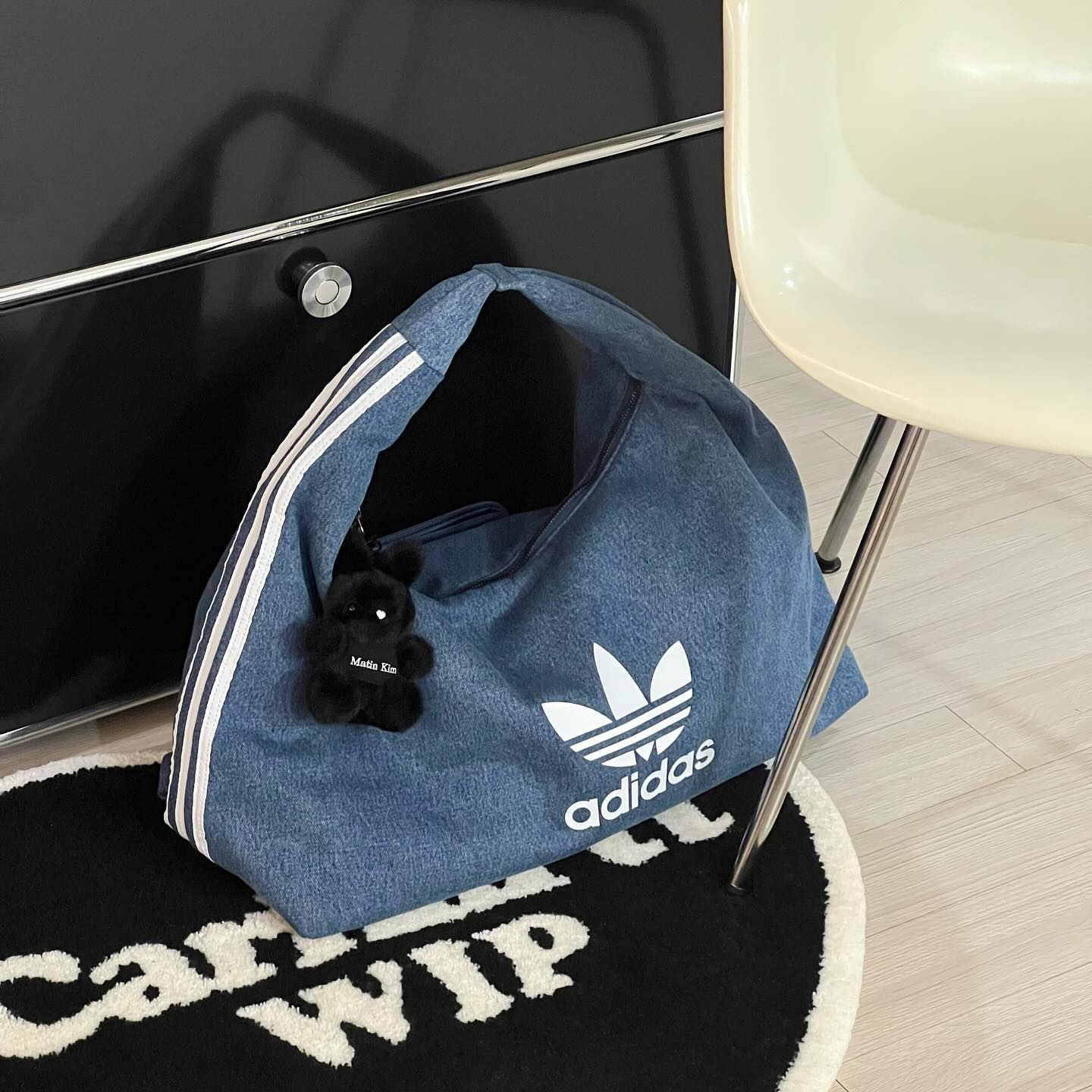 ADIDAS ORIGINALS  新款雲朵包 側肩/手提包 丹寧配色 [附小零錢包] 大容量款!! {獨家優惠!}