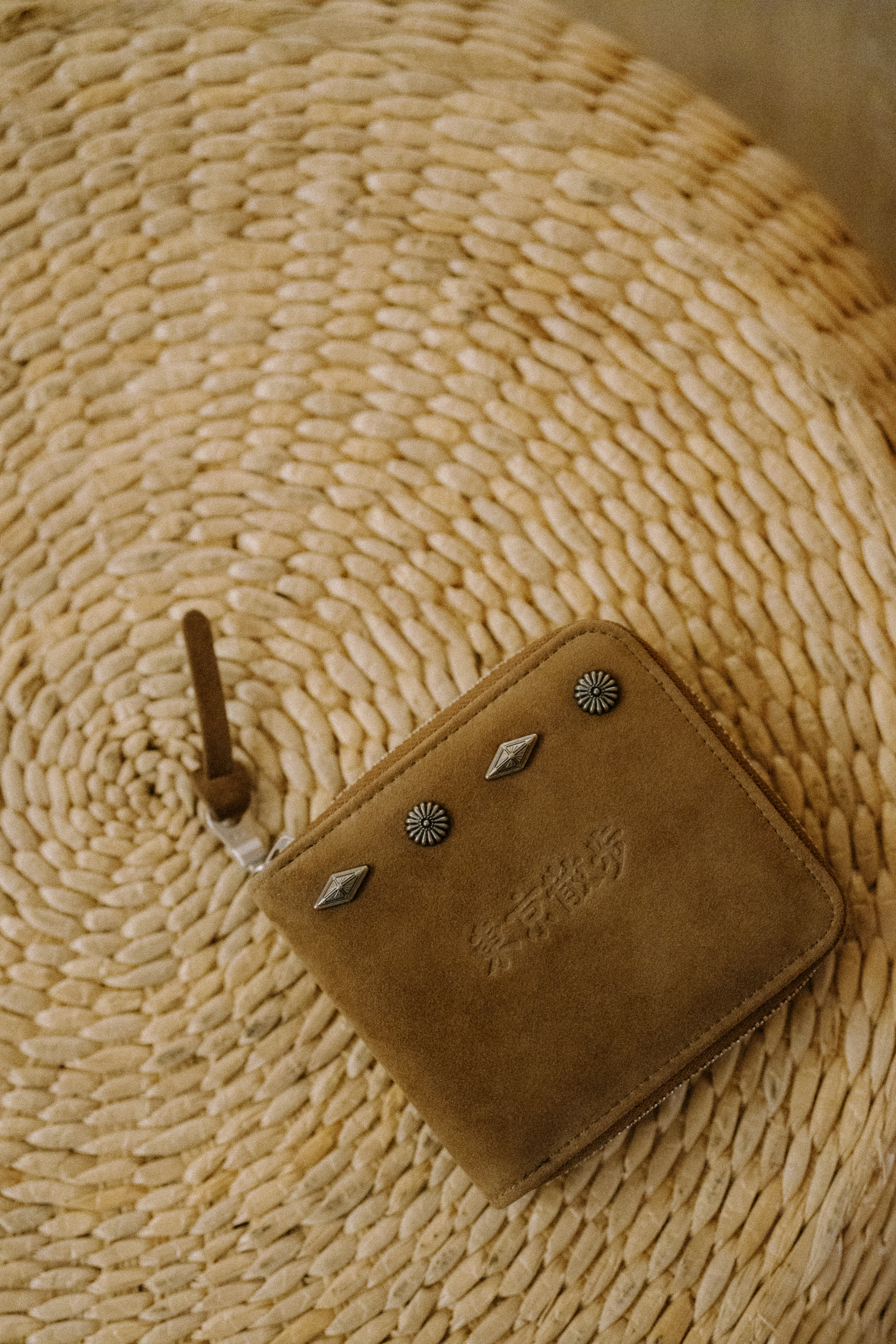 Strolling in Tokyo Suede Billfold Wallet｜Brown｜Hong Kong Original Design