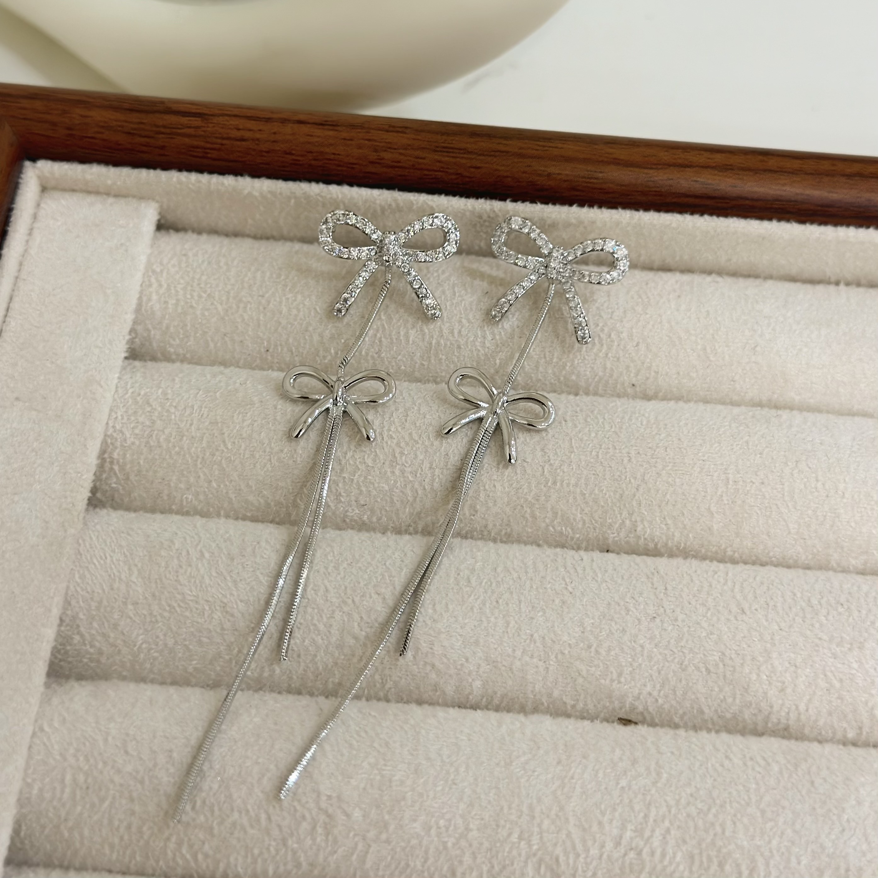 B351排鑽蝴蝶結流蘇垂吊