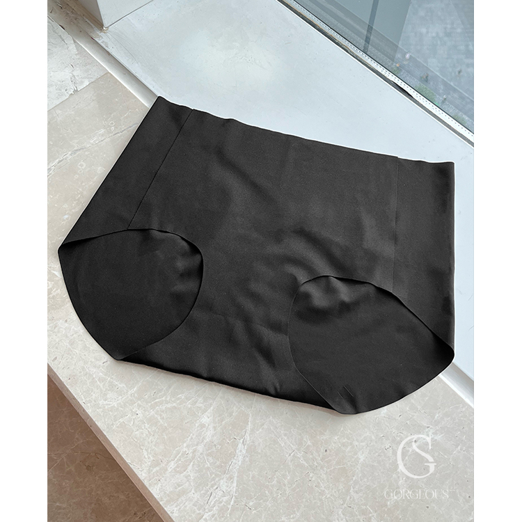 L96 現貨「無痕裸肌小褲褲組」