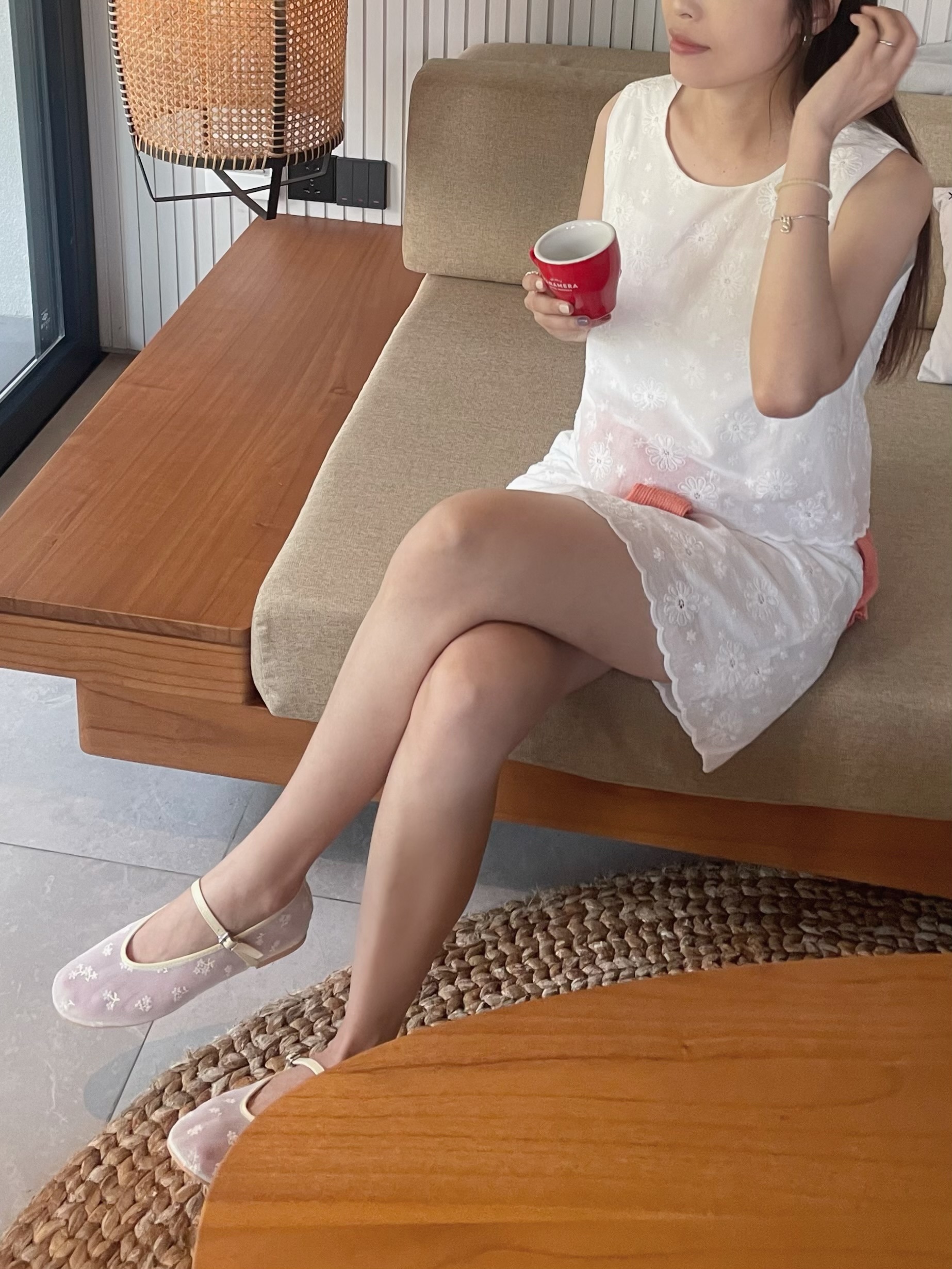 #228N473 White Flower, 花卉刺繡背心&裙套裝