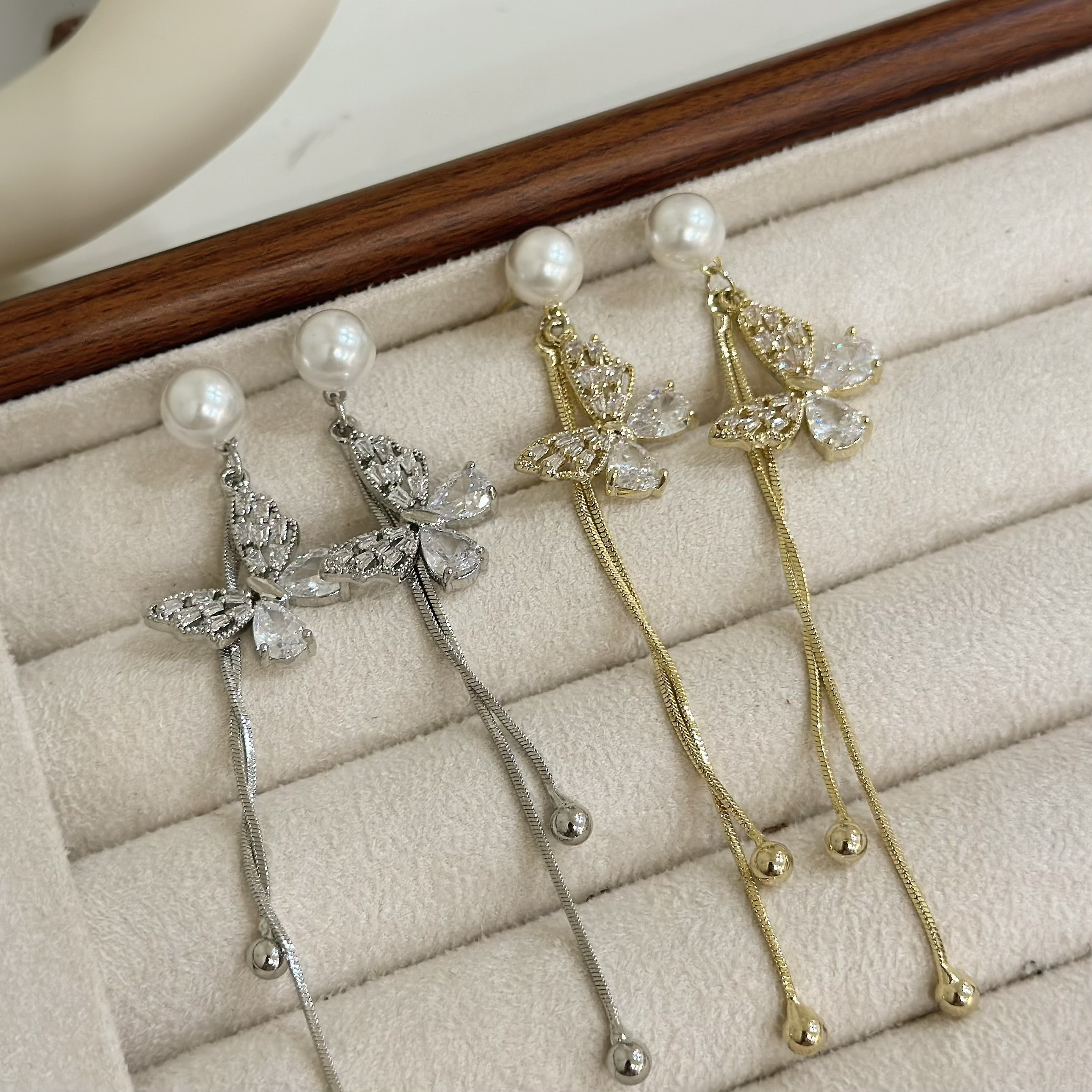 B377珍珠鋯石蝴蝶垂吊