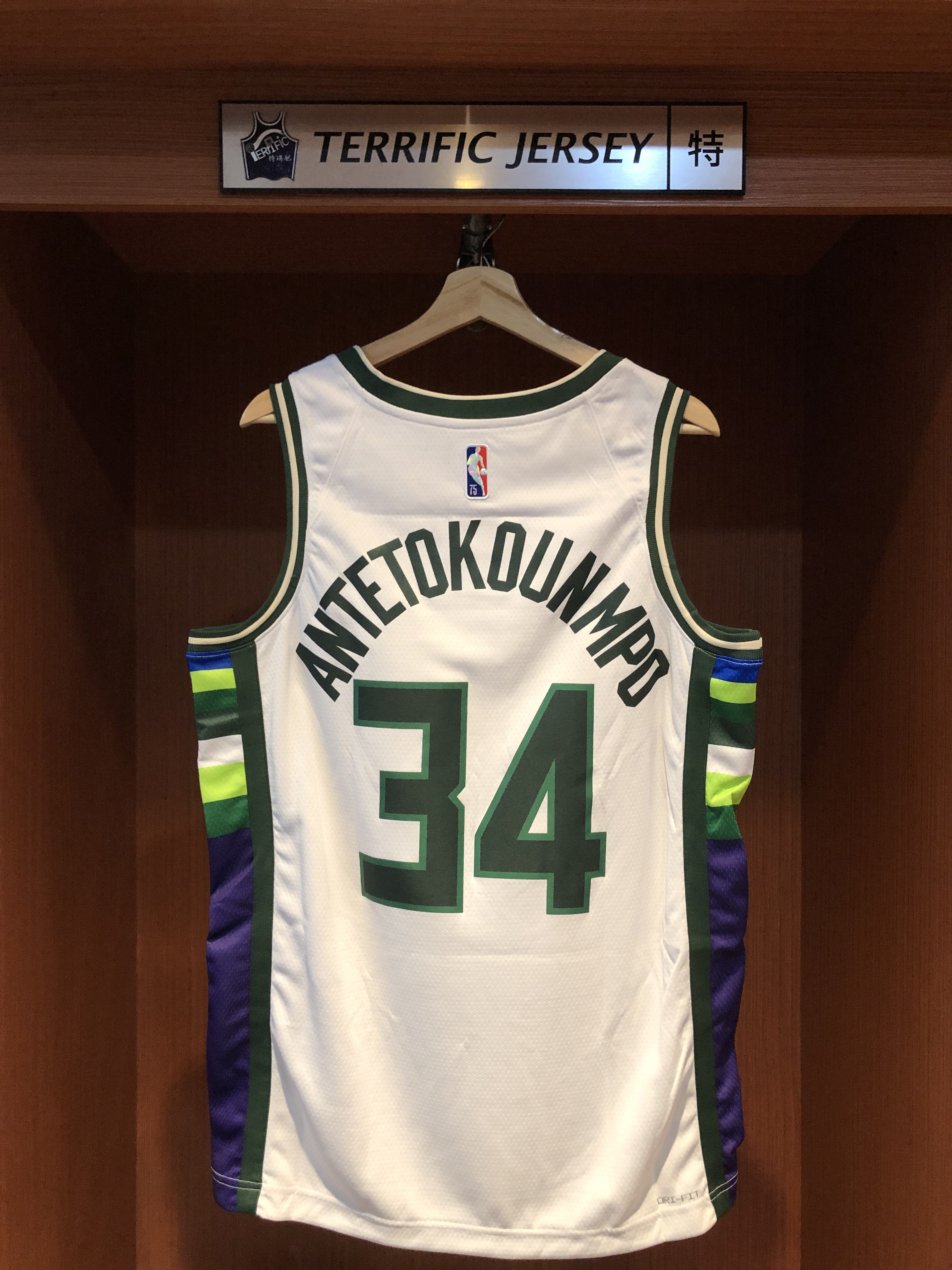 NBA球衣 Giannis Antetokounmpo 密爾瓦基公鹿城市 75周年 鑽石標 City Nike Swingman 球迷版 熱轉印 全新