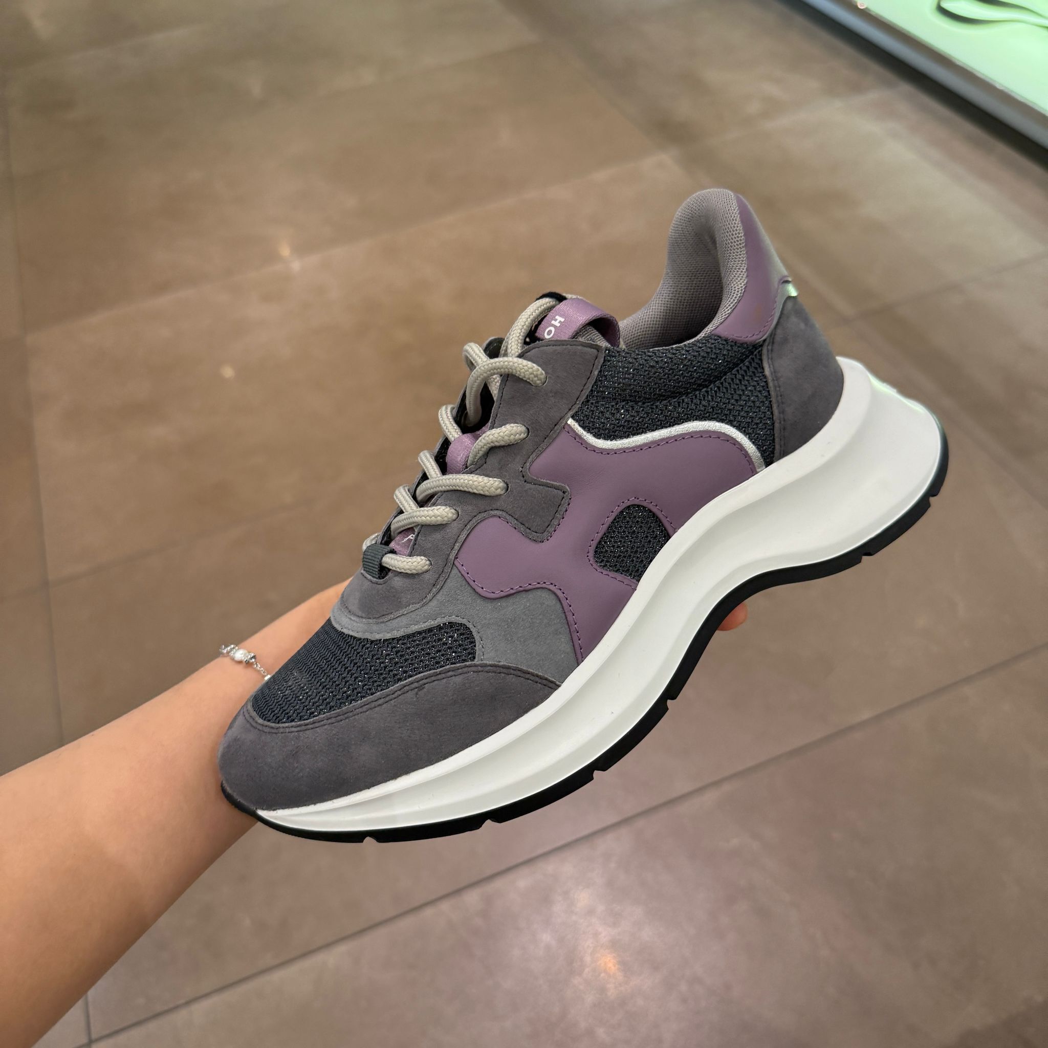 Tod's Hogan HXW5850 women sneaker purple