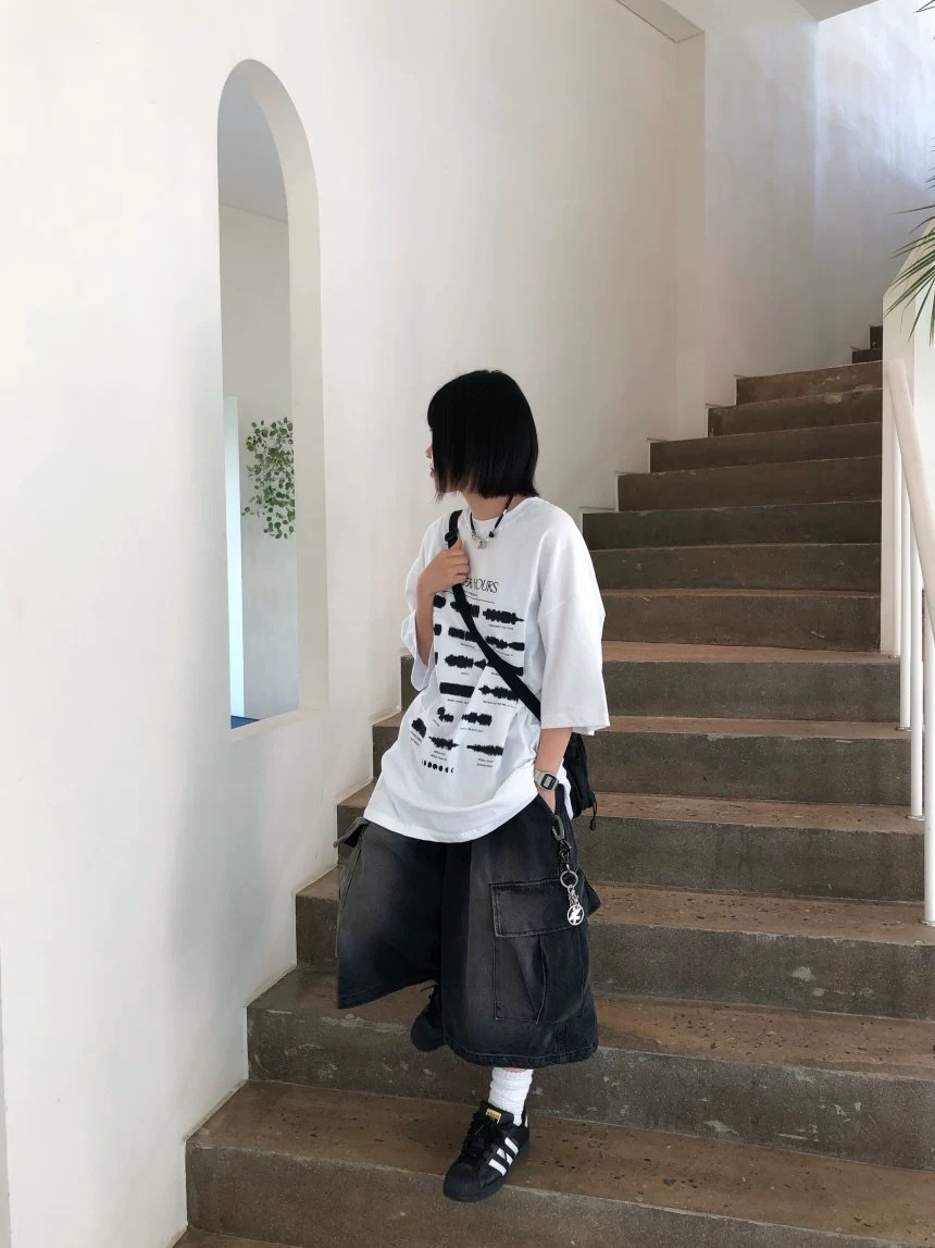 正韓 搖滾音樂節寬版短袖 (2colors)