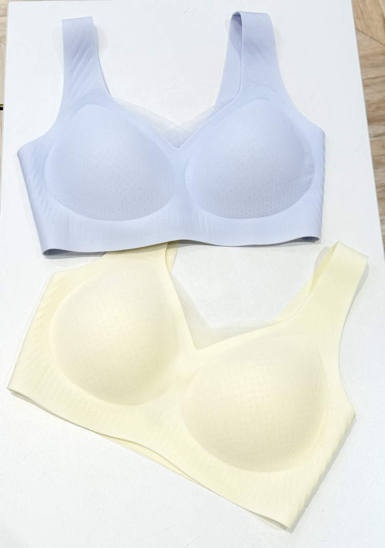 『白2XL』細蕾絲交叉透氣寬肩帶內衣