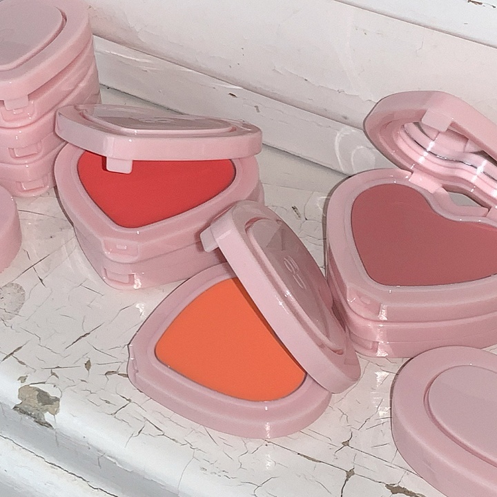 AOU Cosmetics Soft Cream Blush