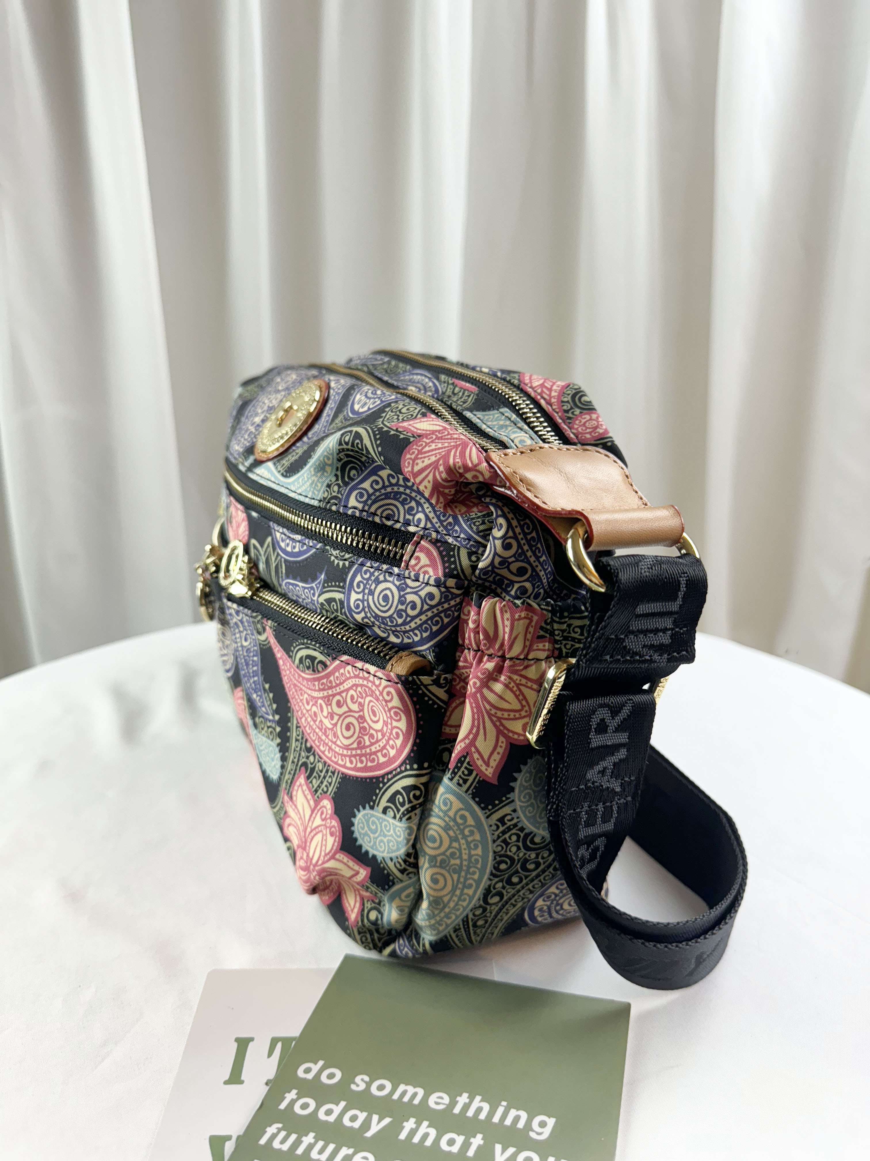 FamilyBear 變形蟲防潑水側背包  #2841