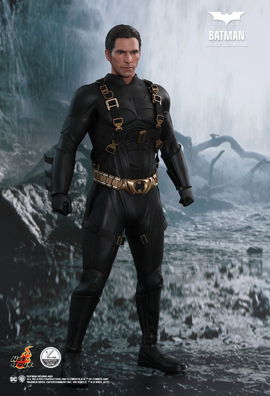 Batman Begins 1/4th Scale Collectible Figure QS009