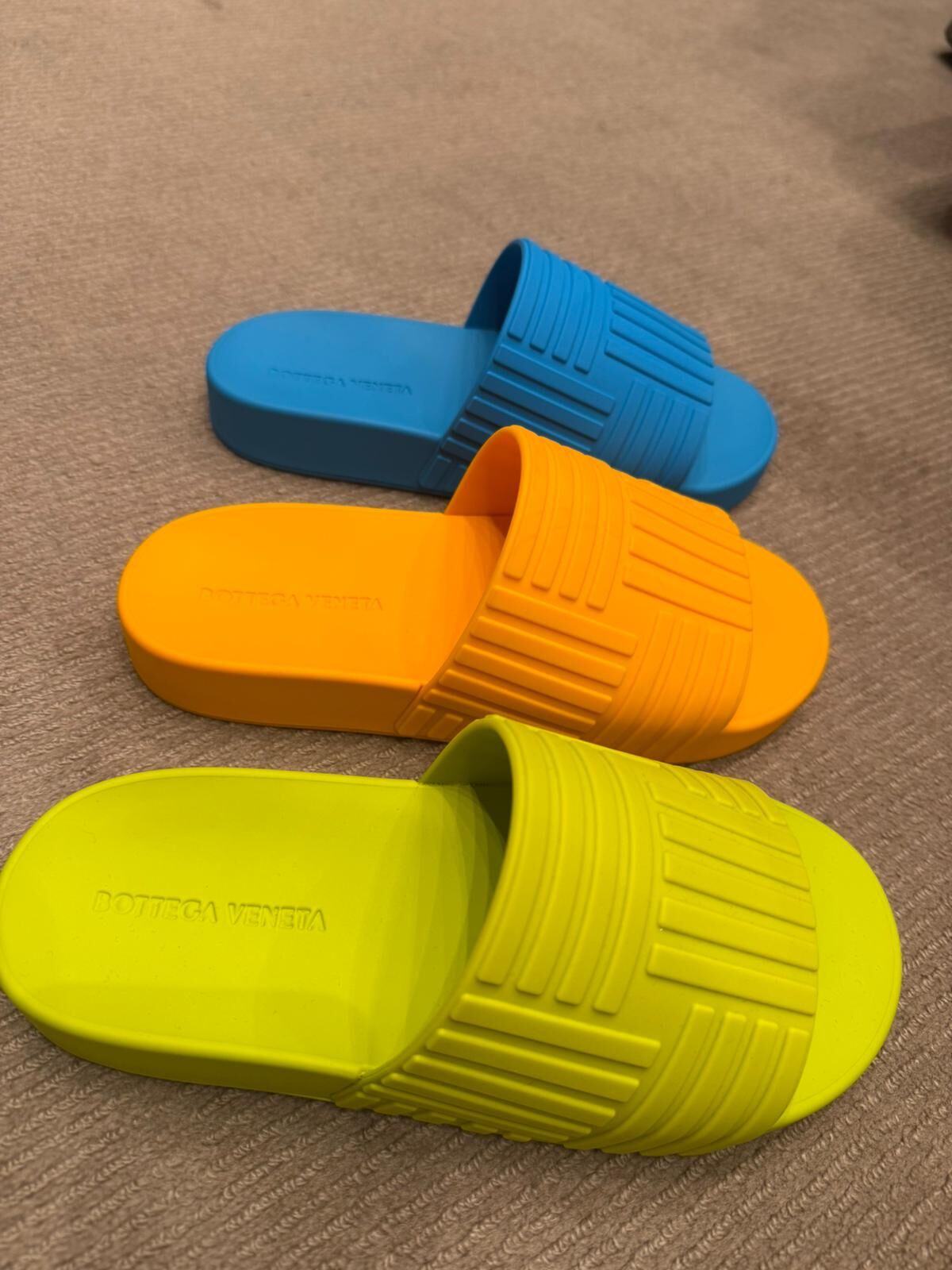 Bottega Veneta BV Rubber Carppet  Flat Slider 3 colors