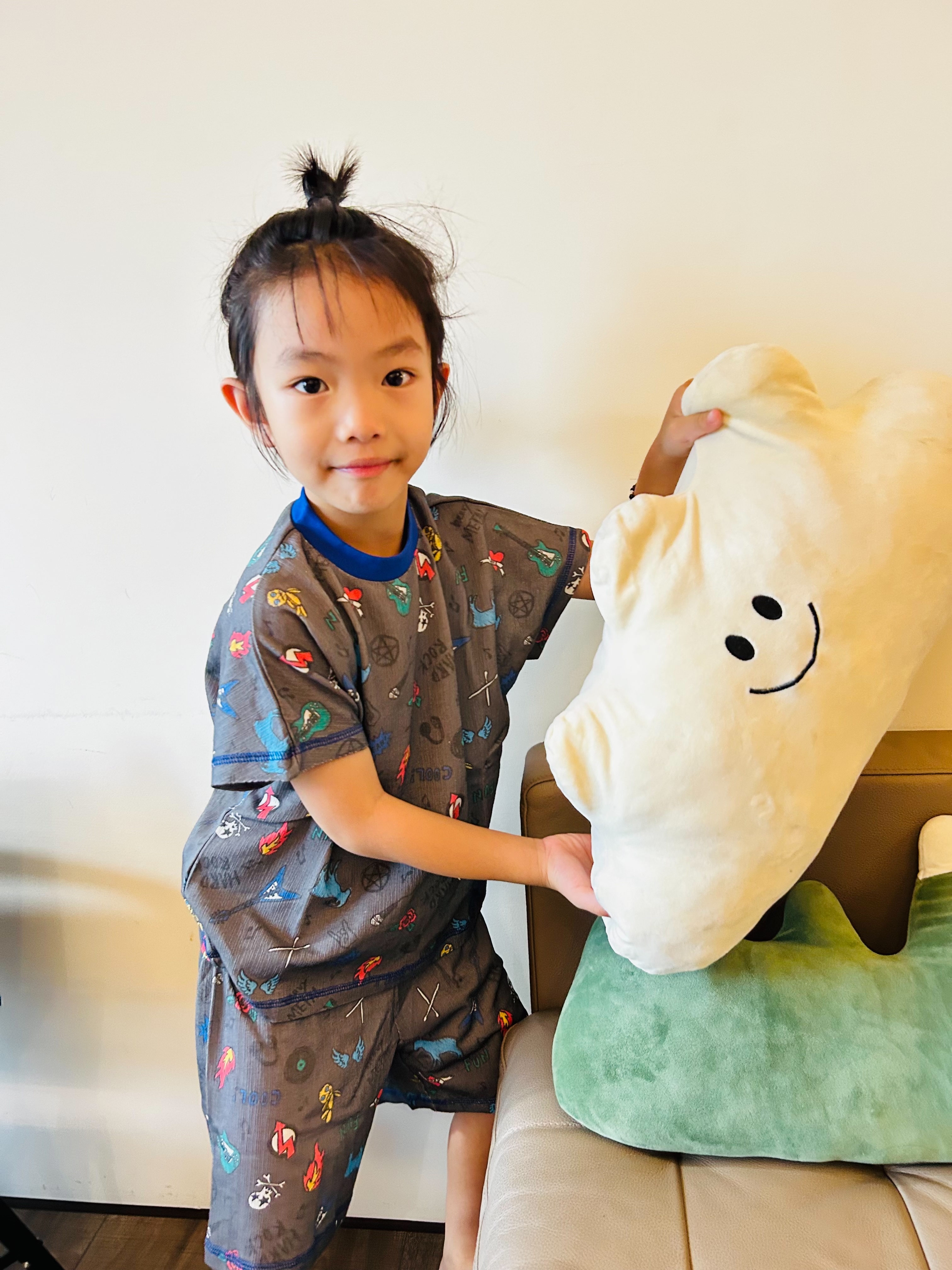 日本BREEZE 可愛搖滾圖樣 純棉居家服套裝 (炭灰色120-130) L358035