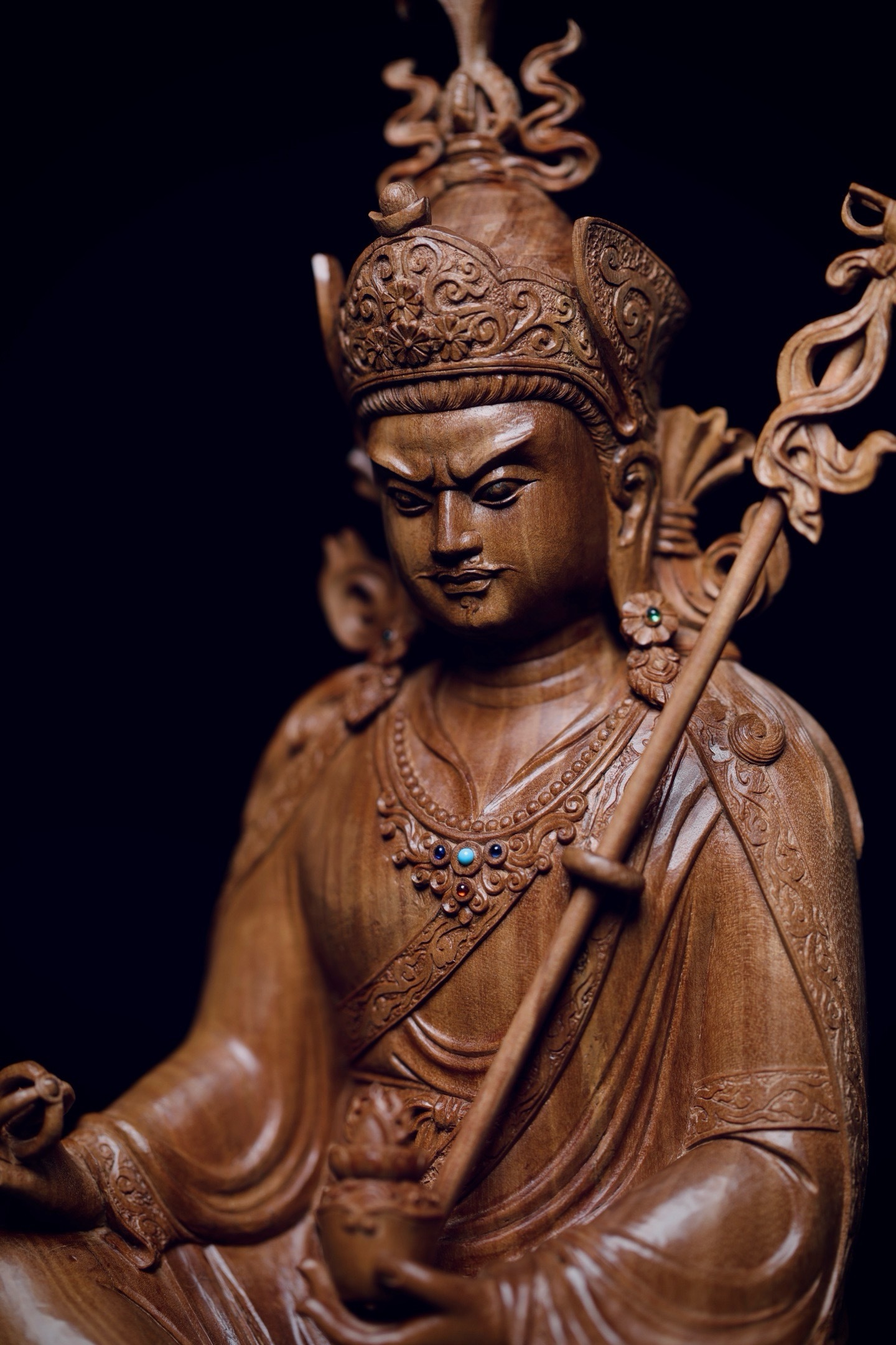 Padmasambhava - Indian Old Mountain Sandalwood Black Meat