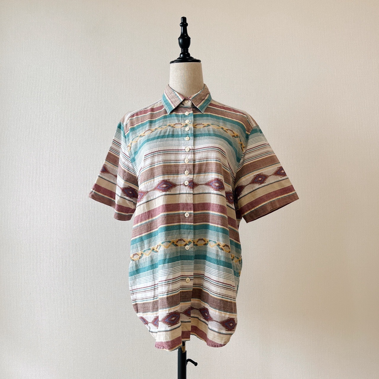 柔和薄荷綠色綿質條紋古著上衣