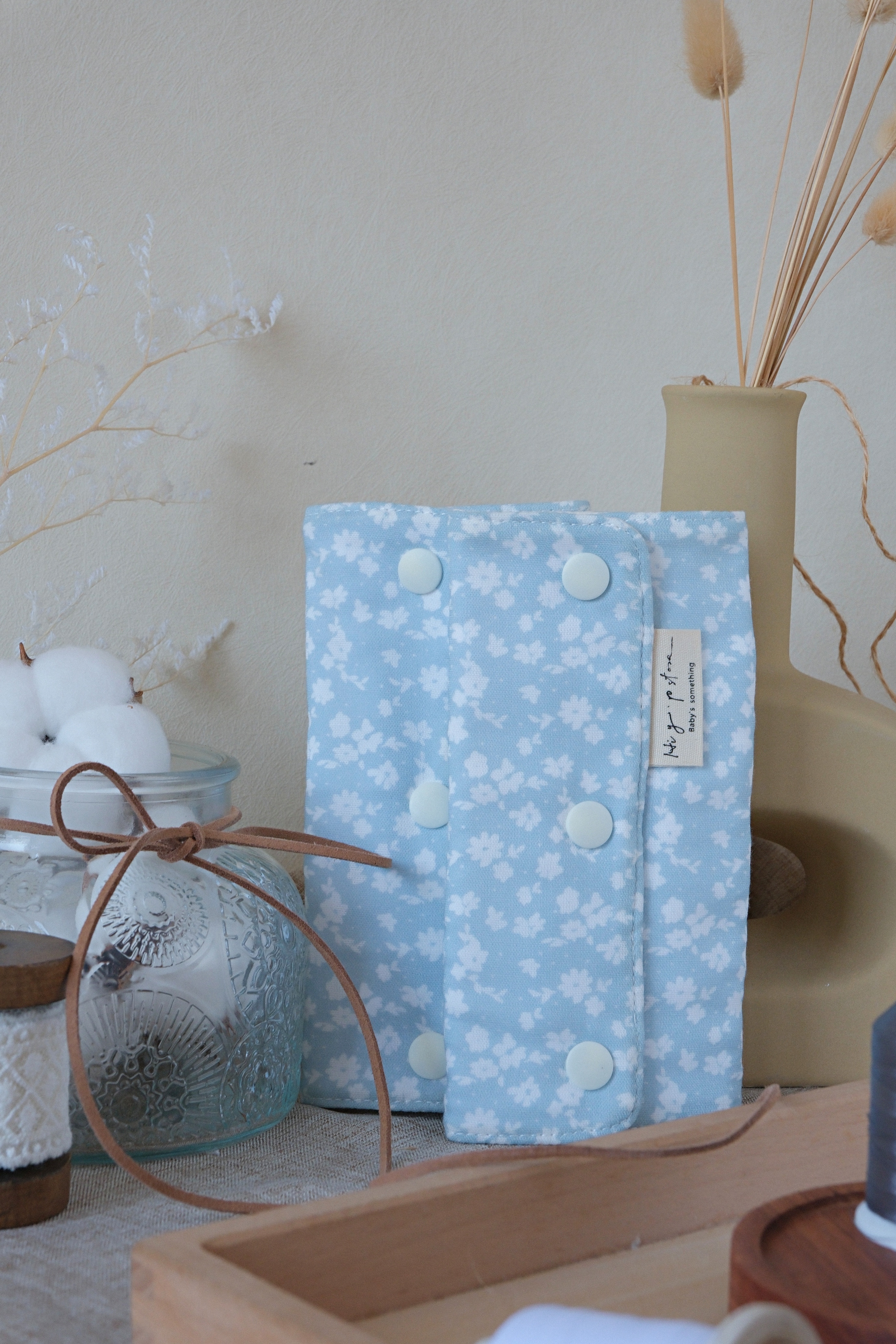 Hi Y.P store-揹巾口水套-獨家設計款-霧藍霜語