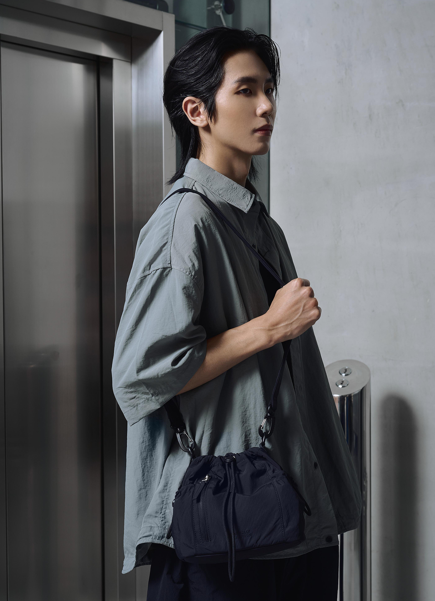 ■ROBINMAY■GBSW尼龍斜背包 バケットナイロンバッグ/送料込 GBSW尼龍斜背包｜尼龍男包｜鼓鼓聯名包｜ROBINMAY 官方網站(RM)