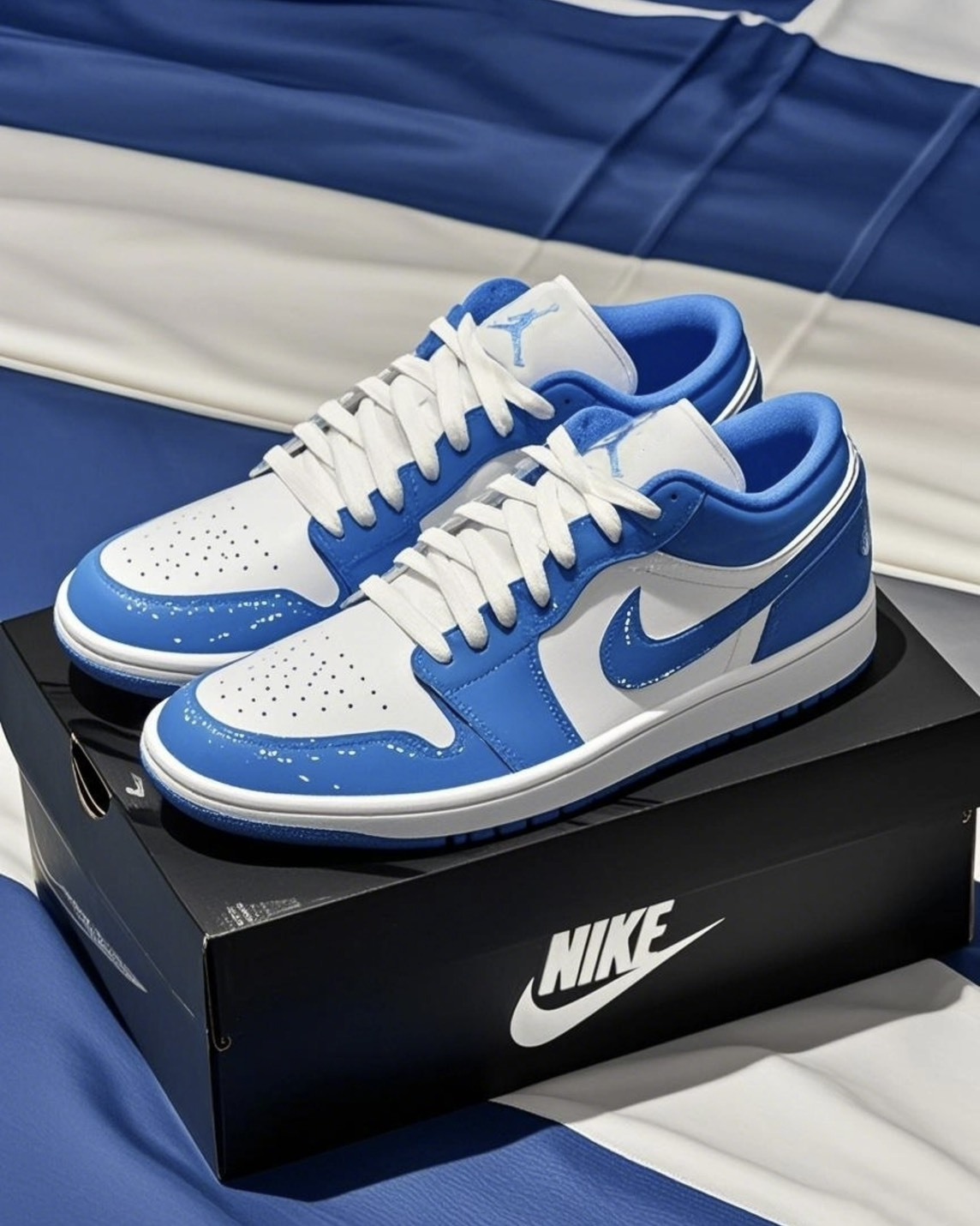 #代購 NIKE AIR JORDAN 1 LOW LEGEND BLUE 低筒 休閒鞋 FZ2138-114 漆皮北卡藍