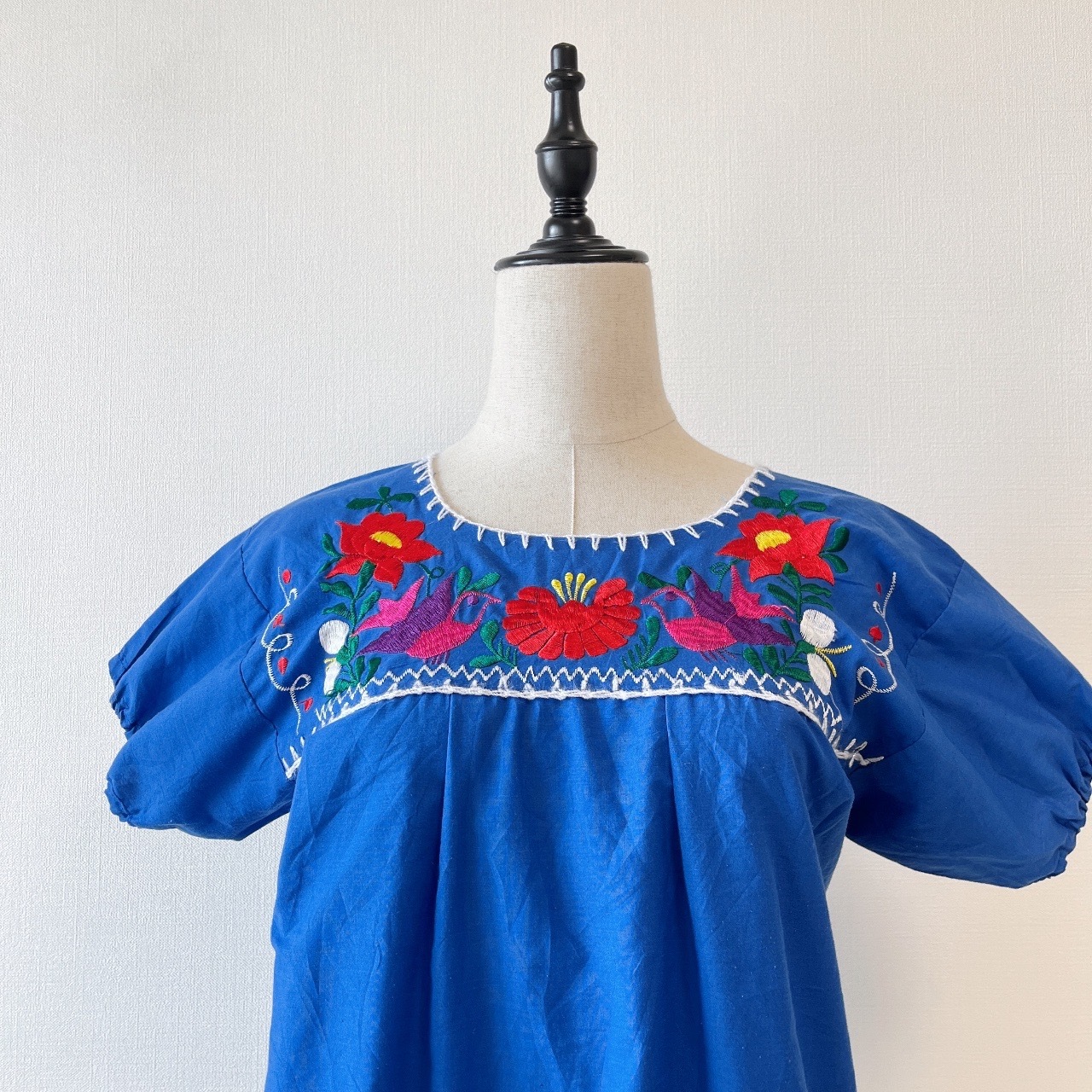 寶藍色墨西哥刺繡上衣