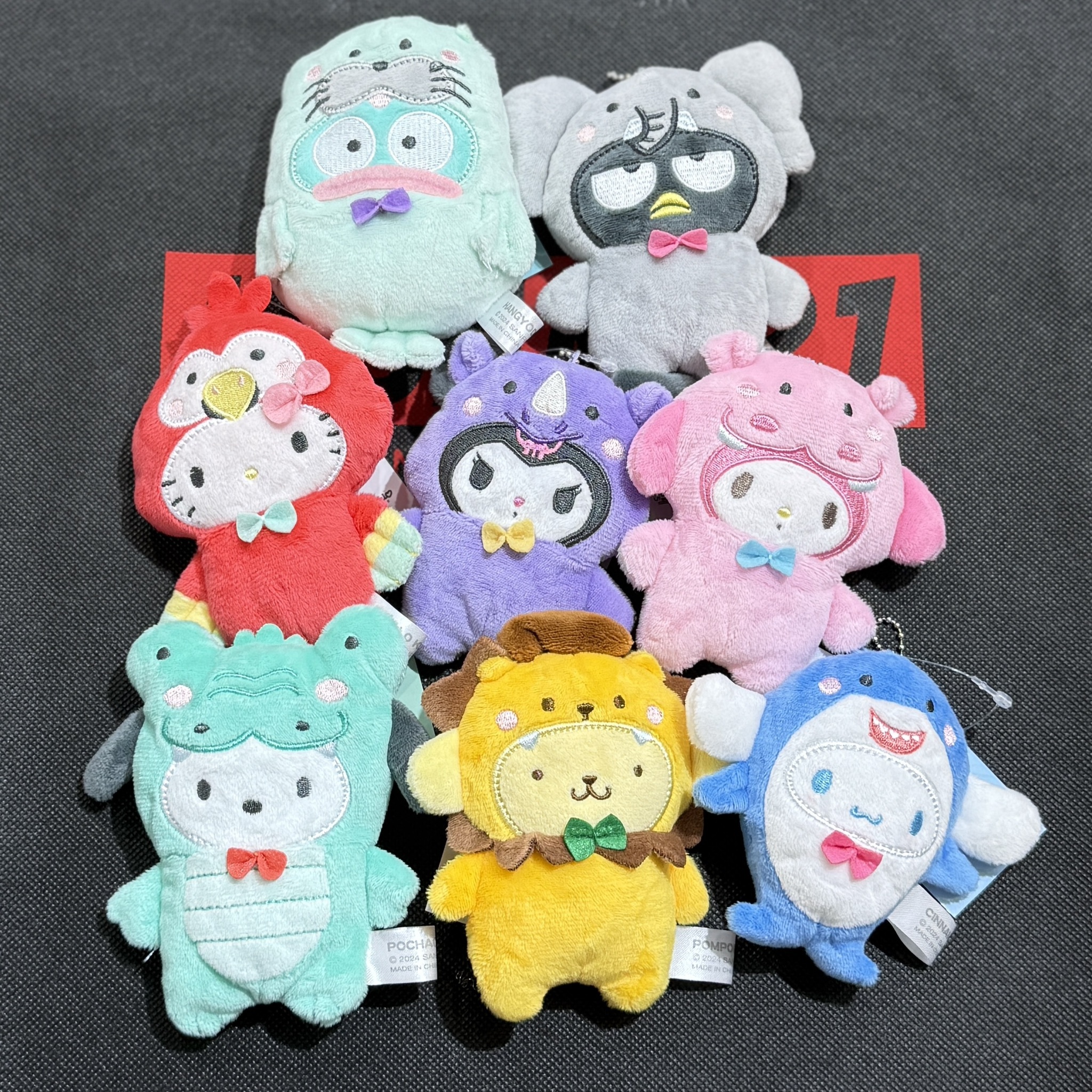 SANRIO 三麗鷗家族 裝扮動物系列 HELLO KITTY  吊飾  玩偶 日本代購