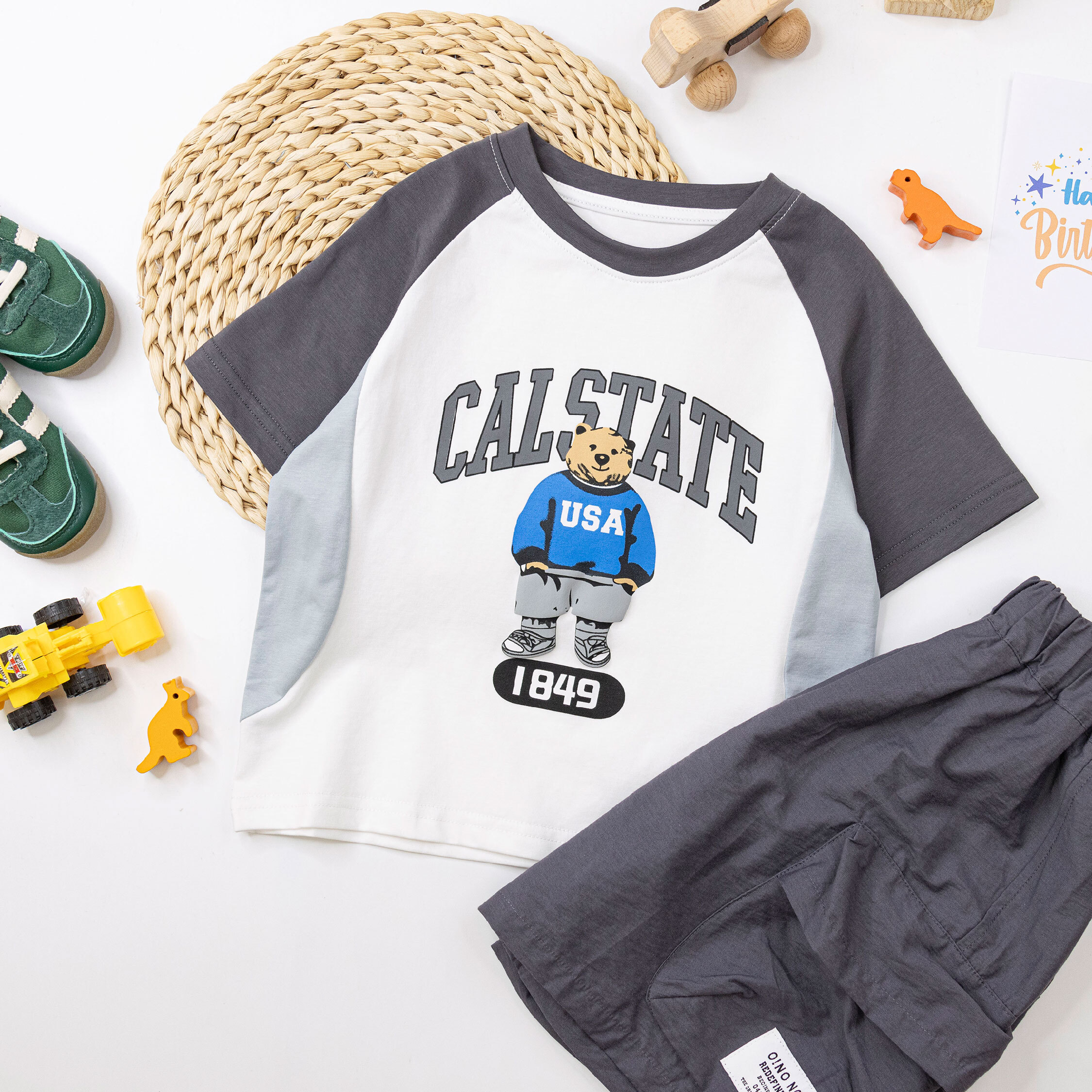 潮流小熊1849拼接袖上衣 (H50674)