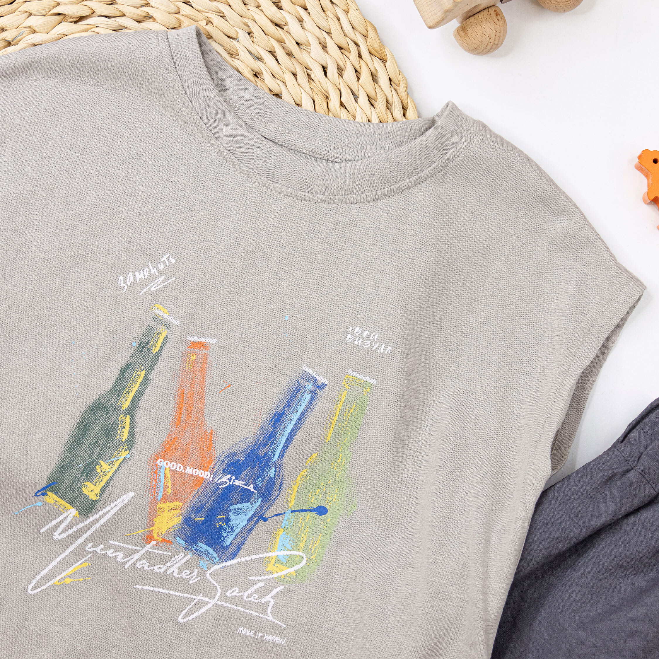 塗鴉彩繪飲料瓶舒適無袖上衣/背心 (H50668)