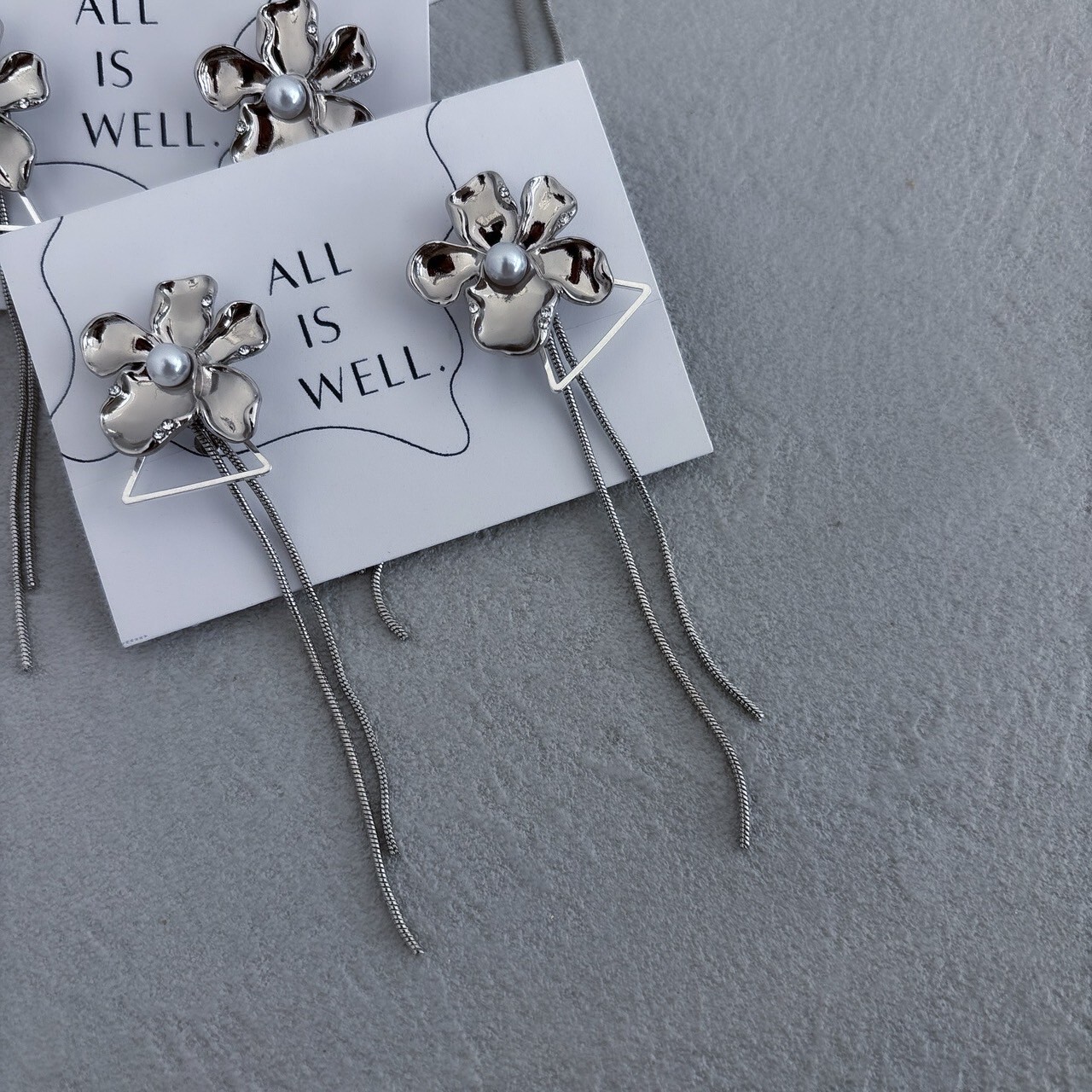 [ALL IS WELL.] sway. | 耳夾 | NO.31