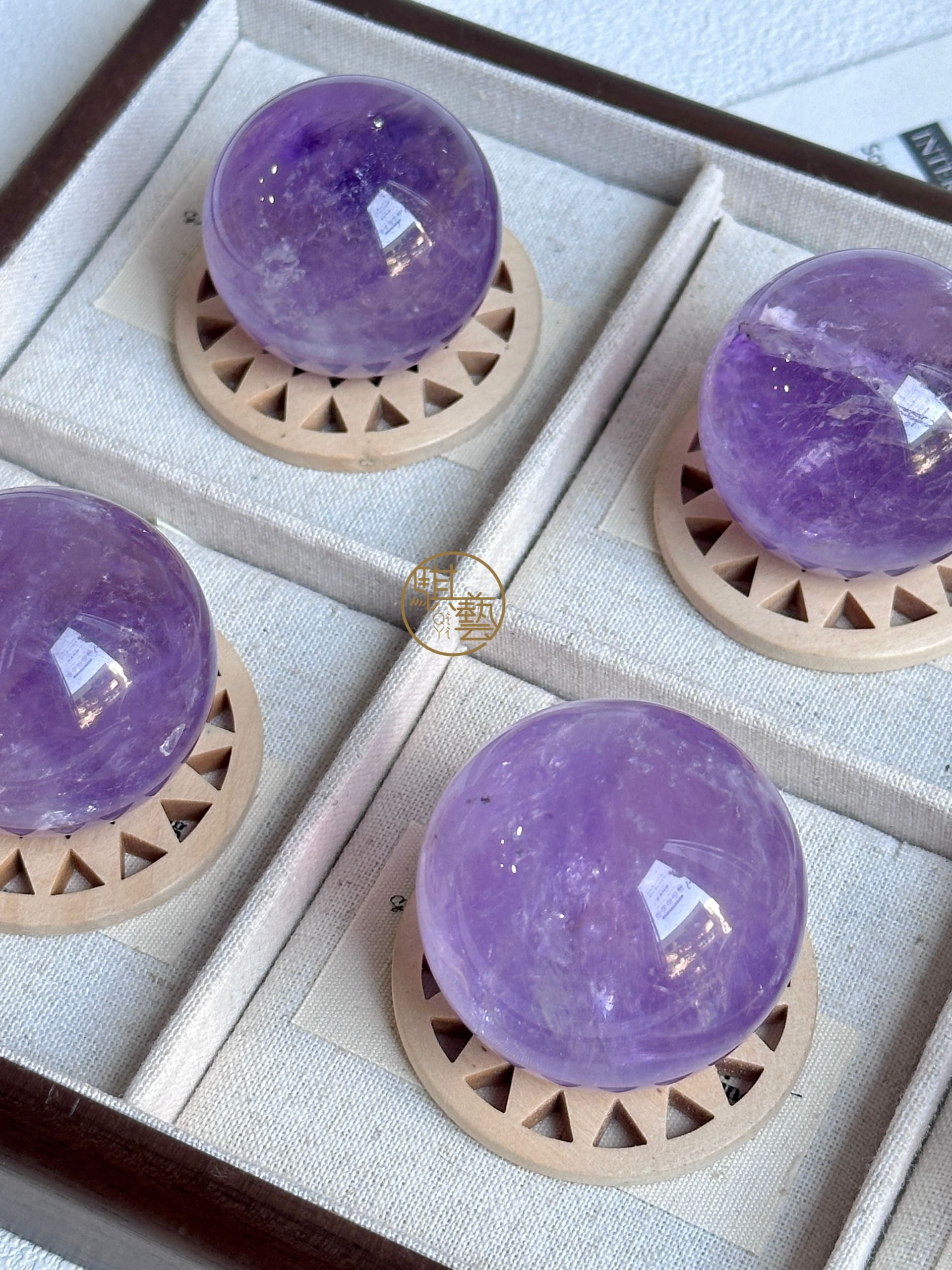 透體紫水晶球｜穩定磁場與靈性啟發的守護寶石