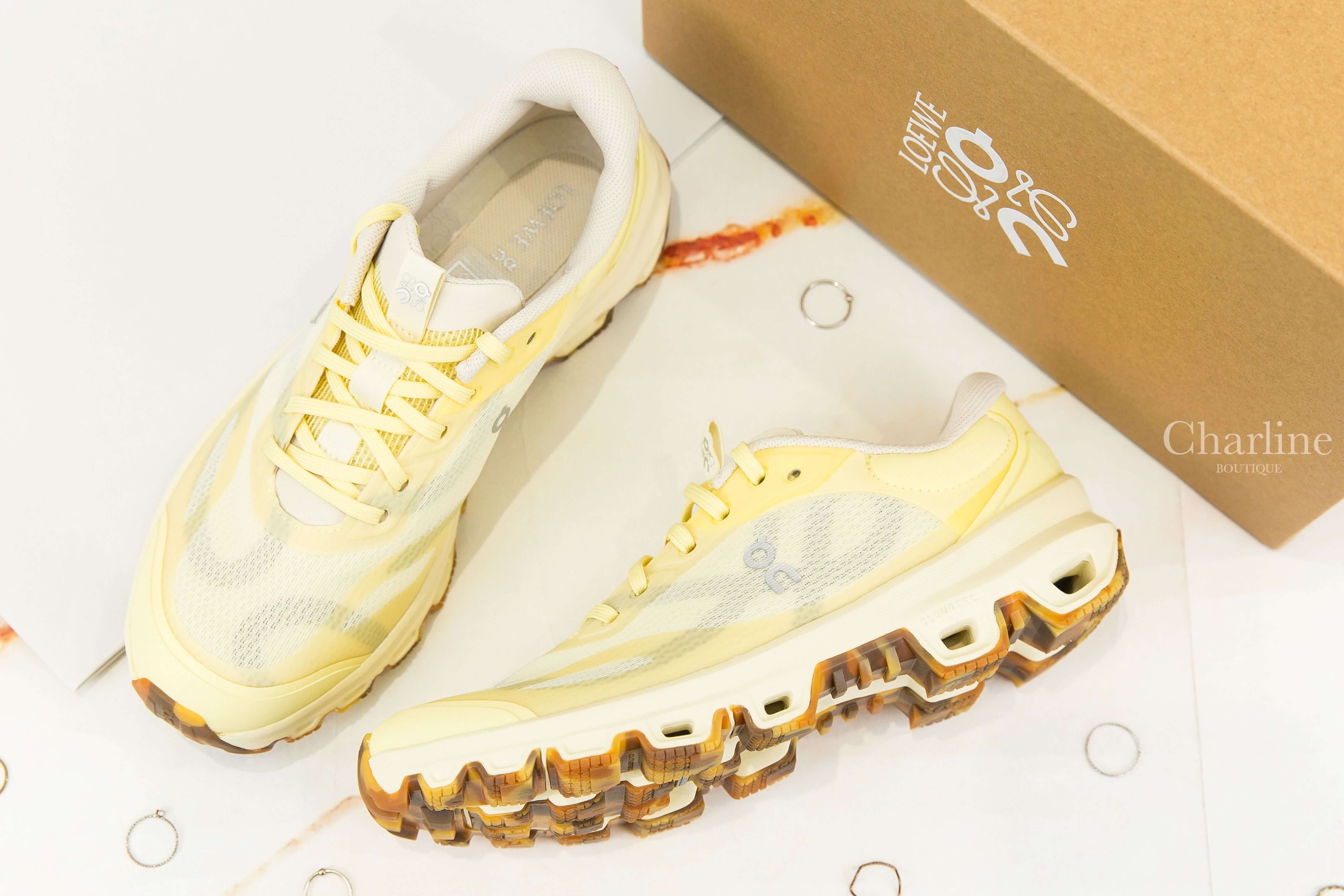 Loewe Cloudventure 2.0 Sneaker 黃灰拼色聯名款側邊銀色Logo棕褐色琥珀鞋底網織布運動鞋-Charline Boutique 精品代購