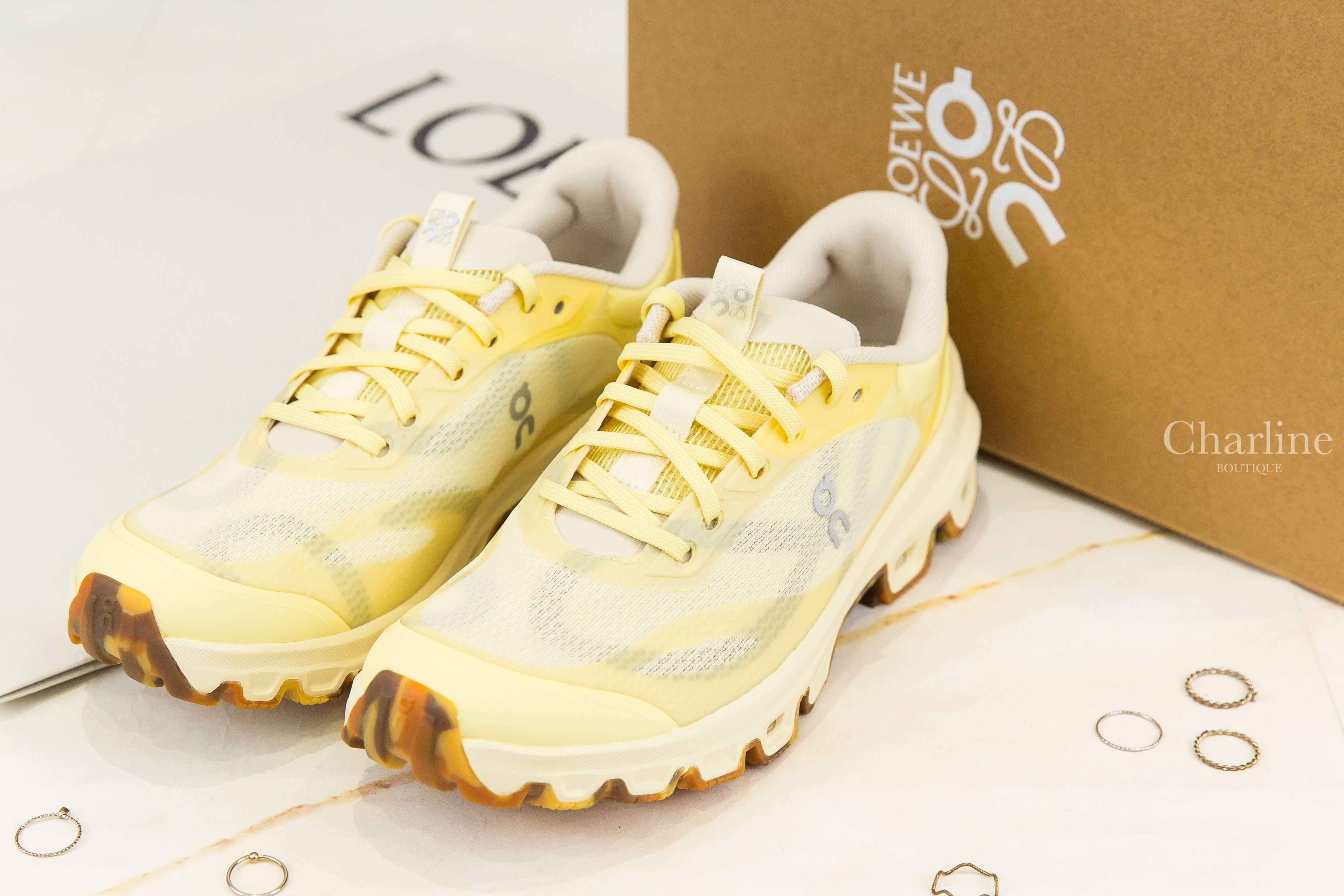 Loewe Cloudventure 2.0 Sneaker 黃灰拼色聯名款側邊銀色Logo棕褐色琥珀鞋底網織布運動鞋-Charline Boutique 精品代購