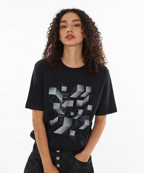 WFE / DRAW CODE GEOMETRIC DESIGN TEE