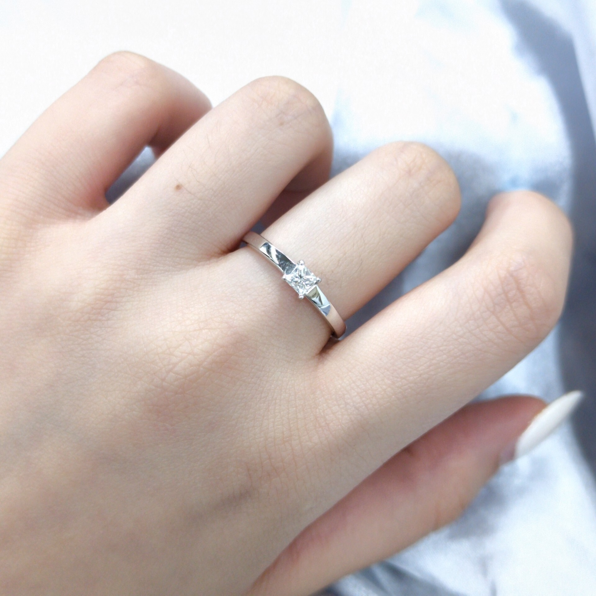 18K White Gold 0.22ct Princess Cut Diamond Ring