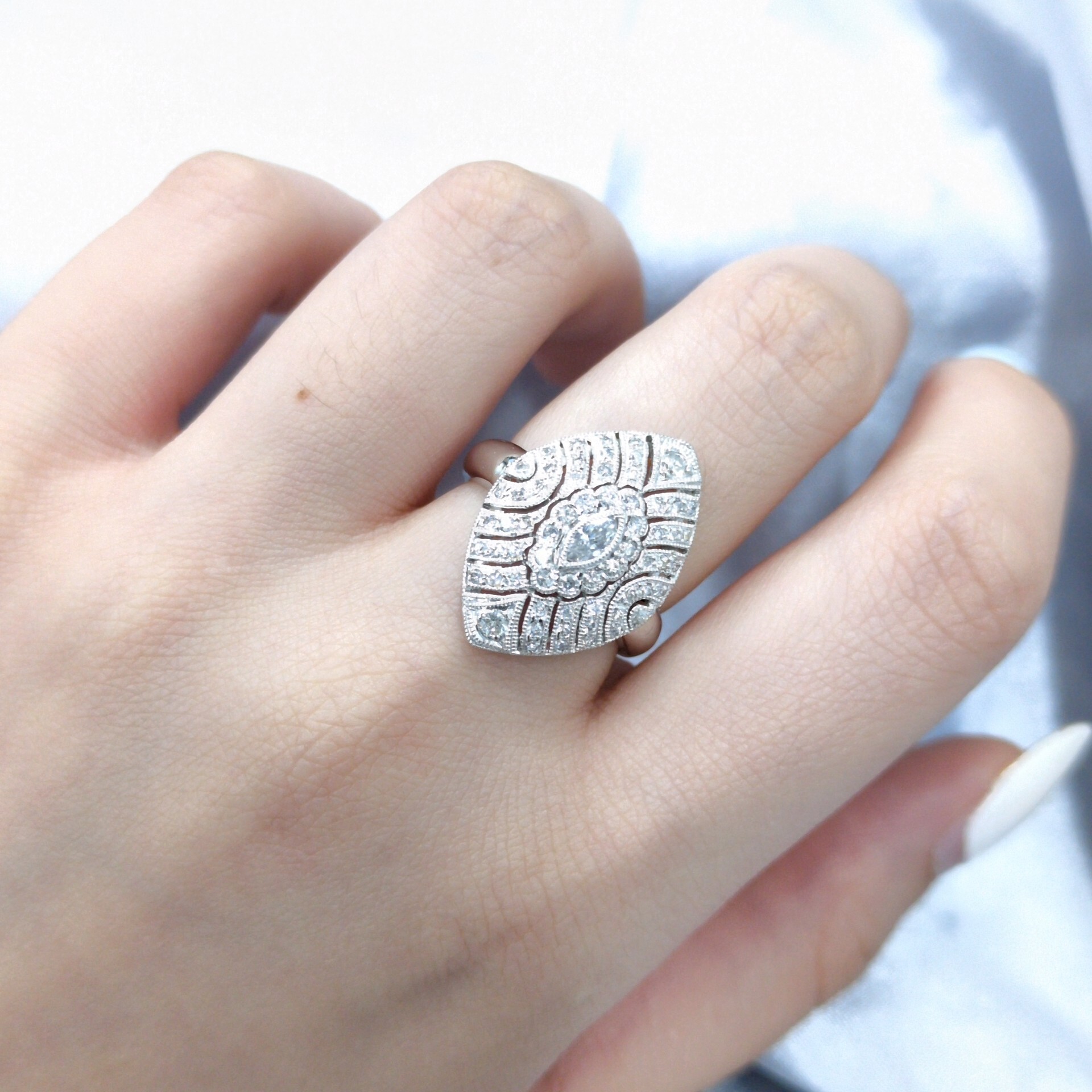 18K White Gold 0.71ct Marquise Cut Diamond Ring