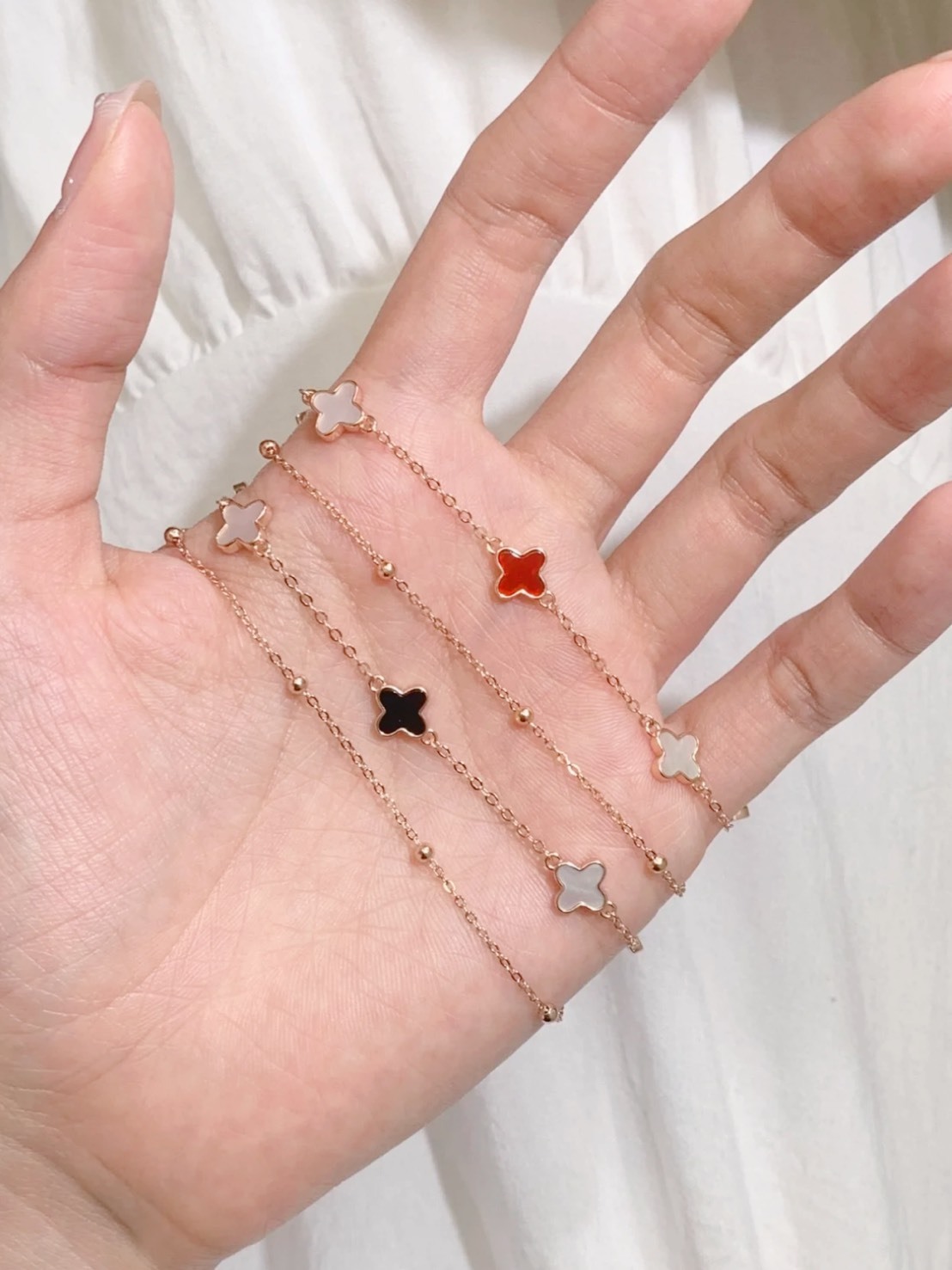 KADER四葉草手鍊 黑 / 紅