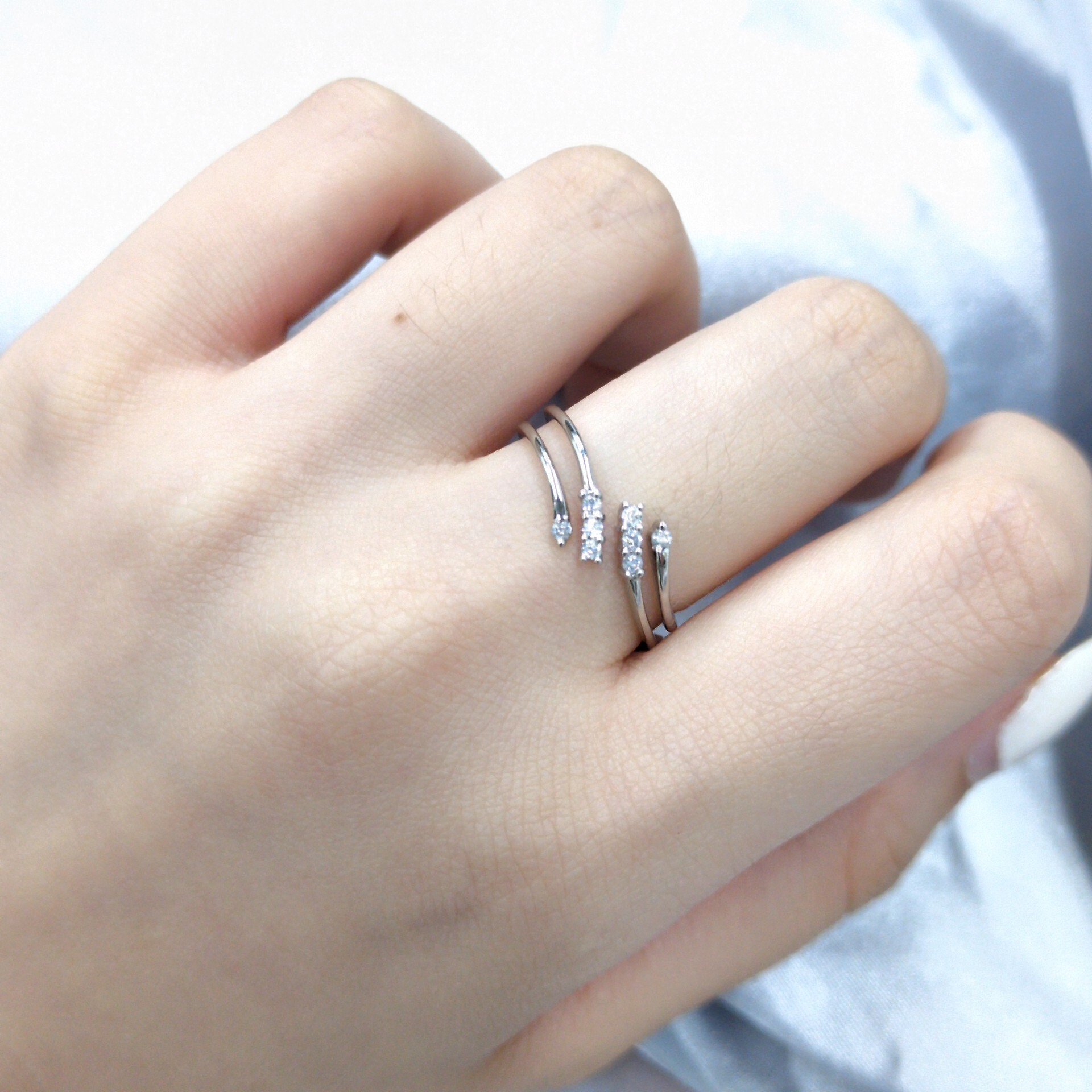 全新18K白金9份鑽石戒指