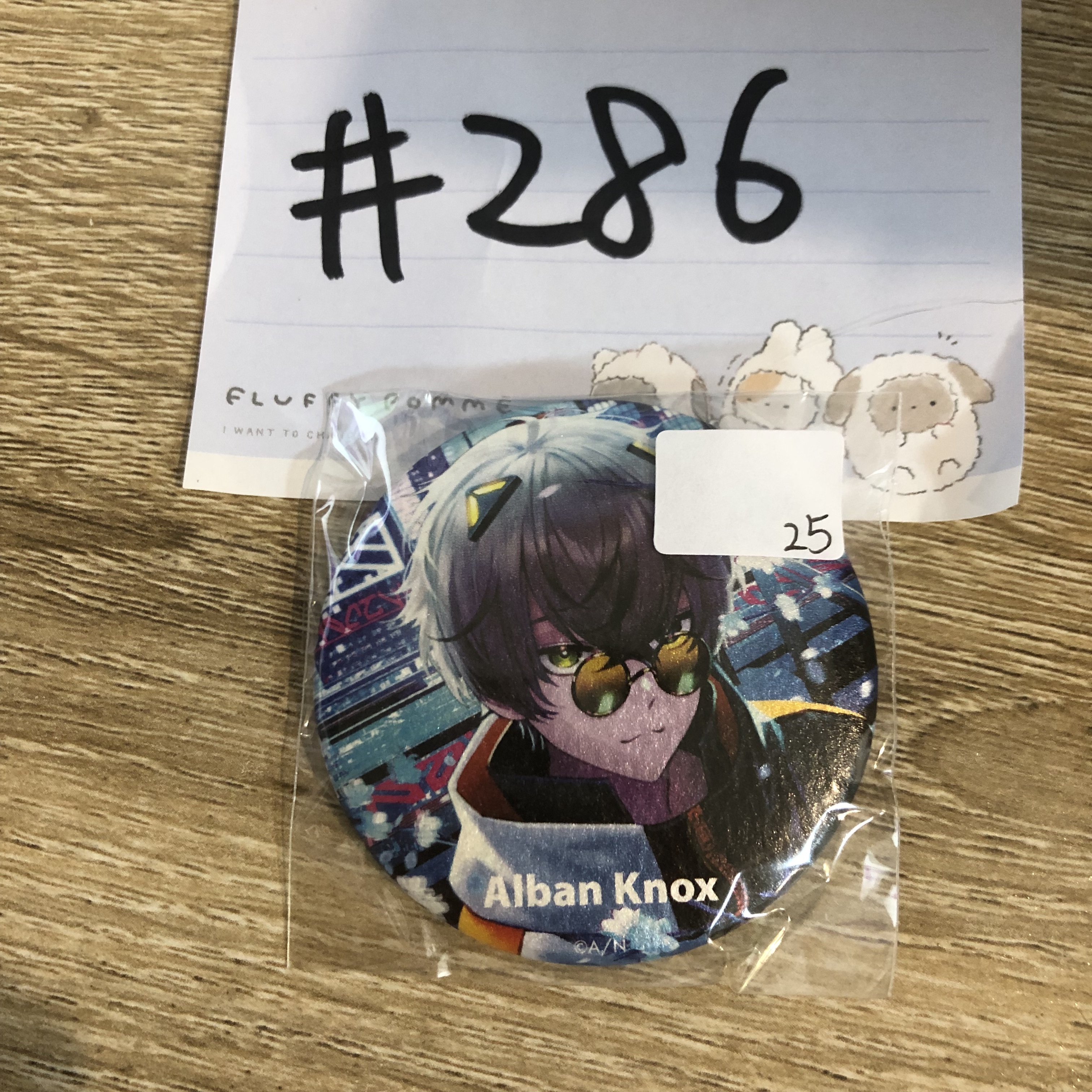 彩虹社 ALBAN 襟章#286