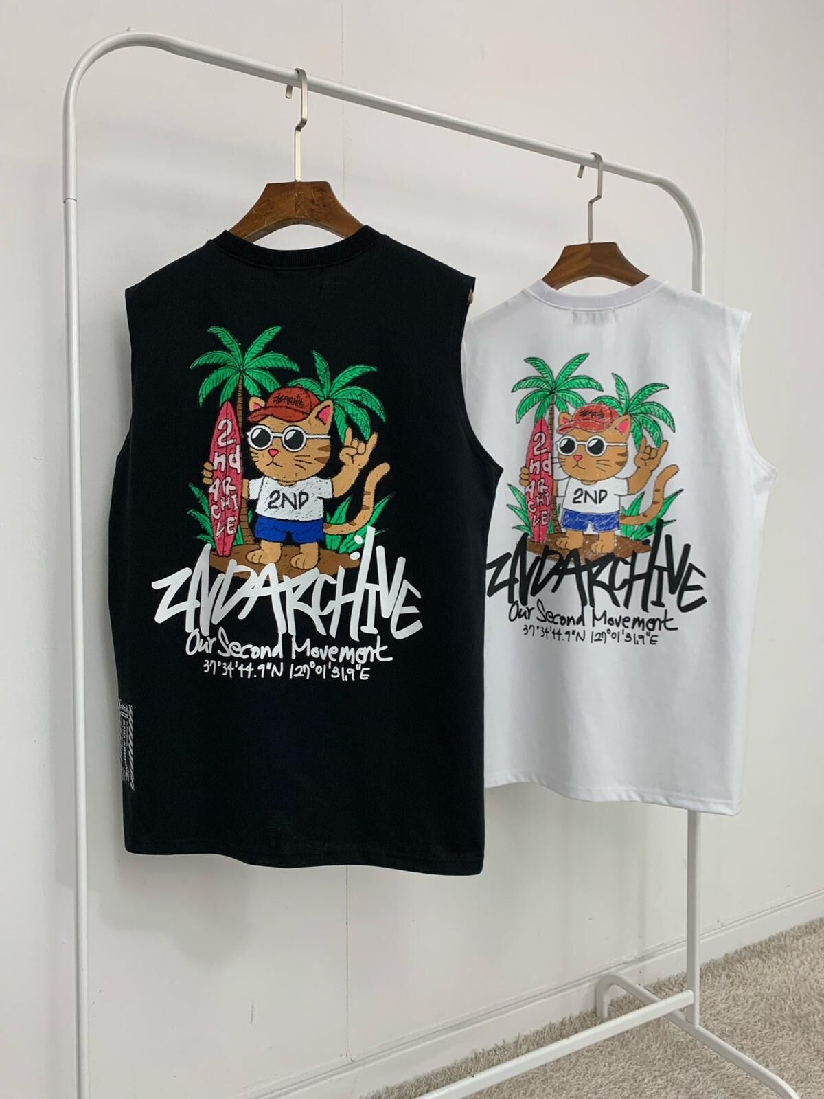 貓仔圖案英文字背心 2nd-267V