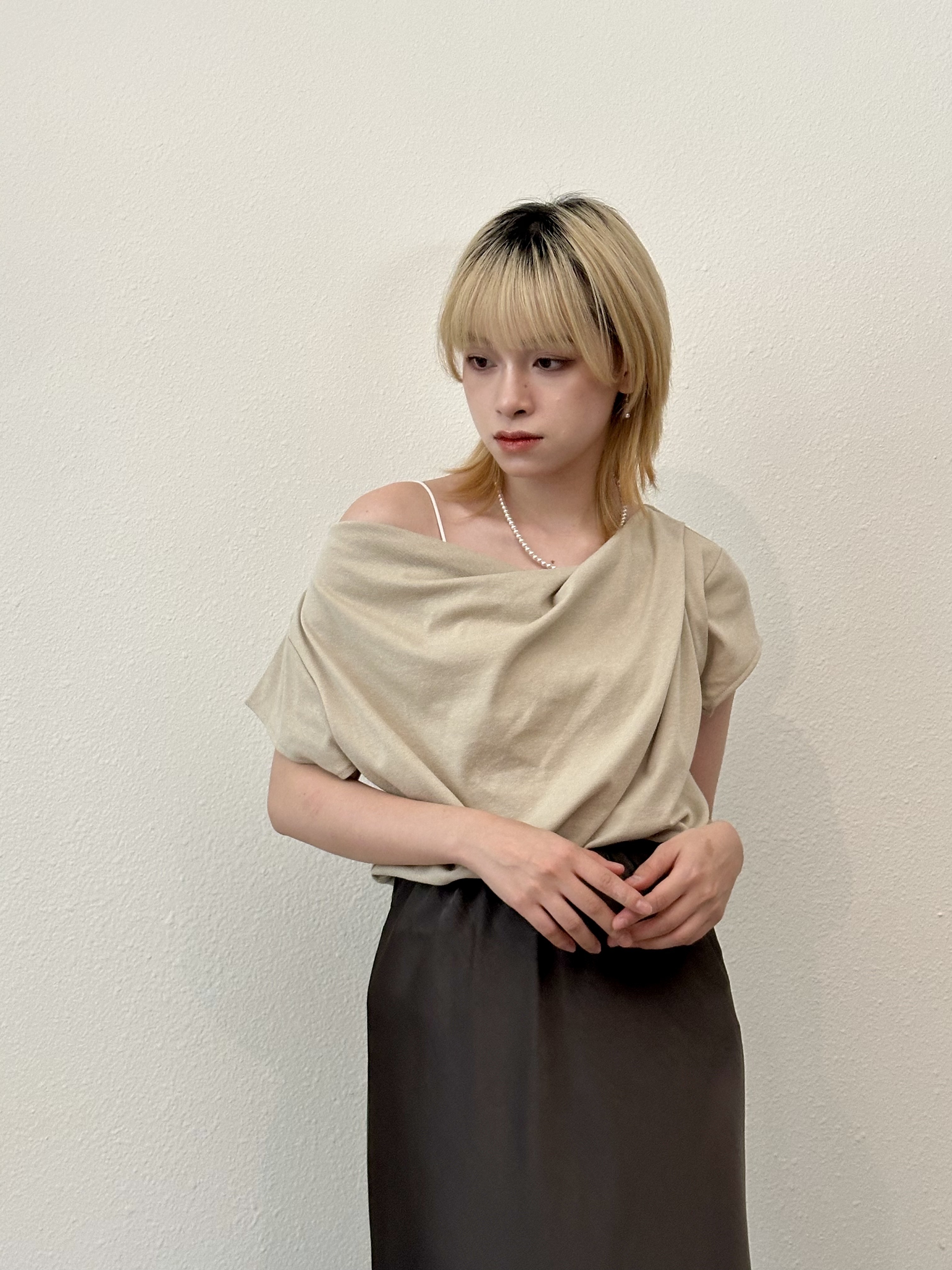 2way! 優雅墮領+小性感一字領棉上衣 - BL52722