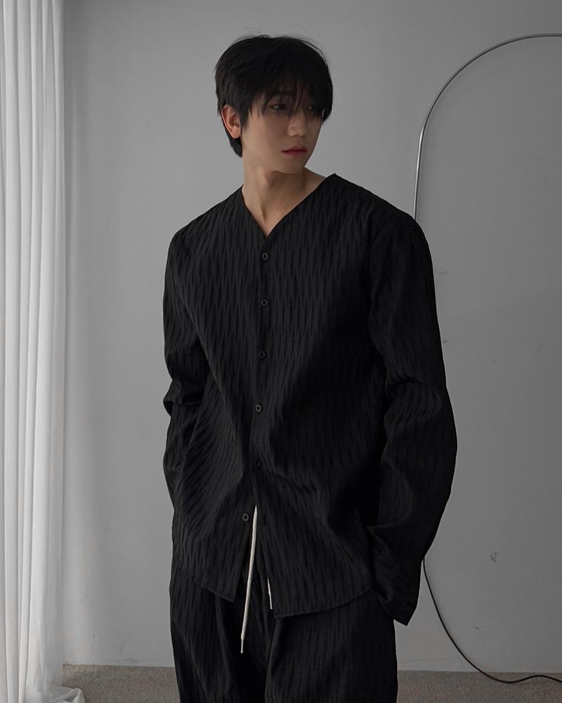 Luno紋理V領襯衫