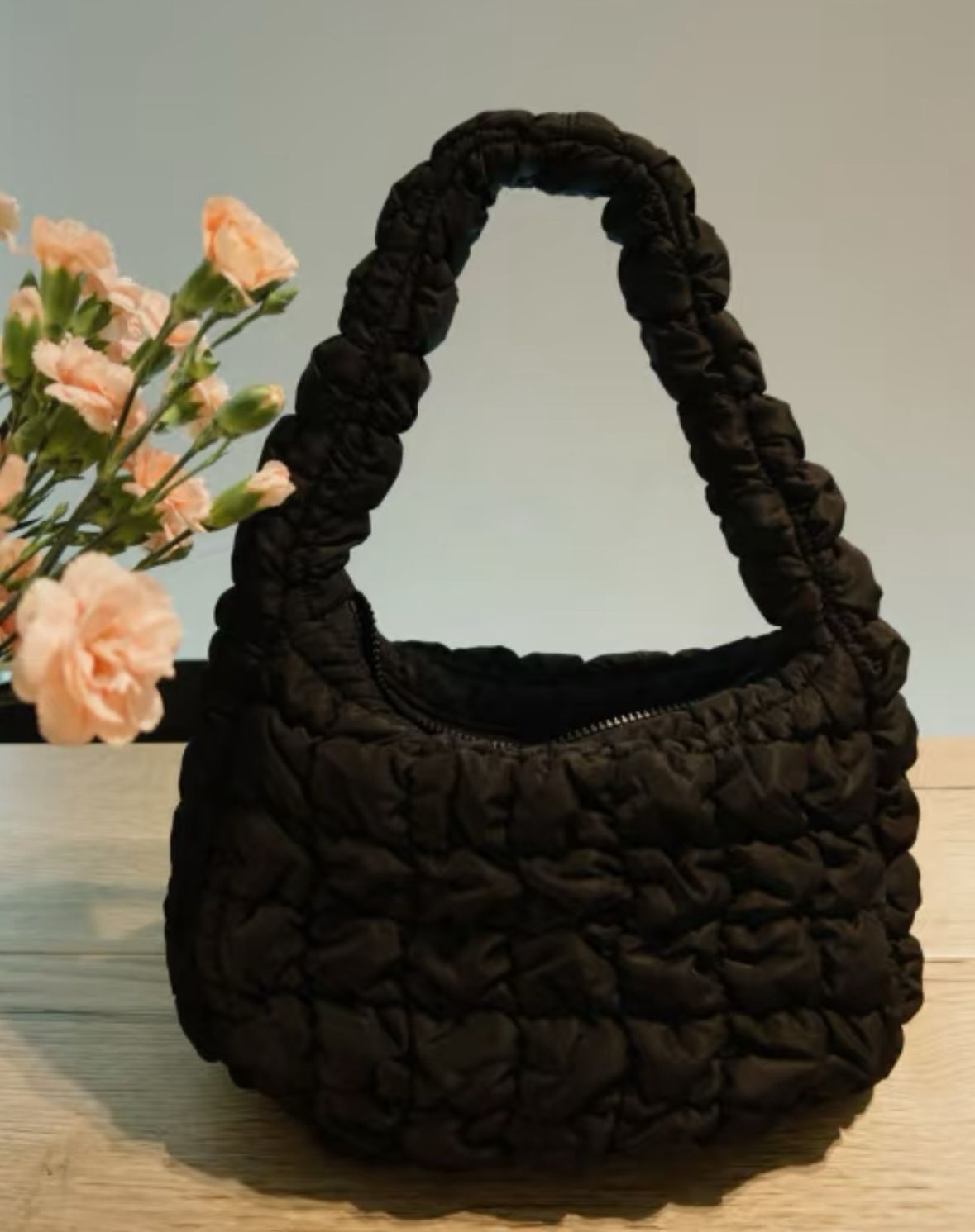 【現貨】COS QUILTED MINI G062004 雲朵包（Dark brown）