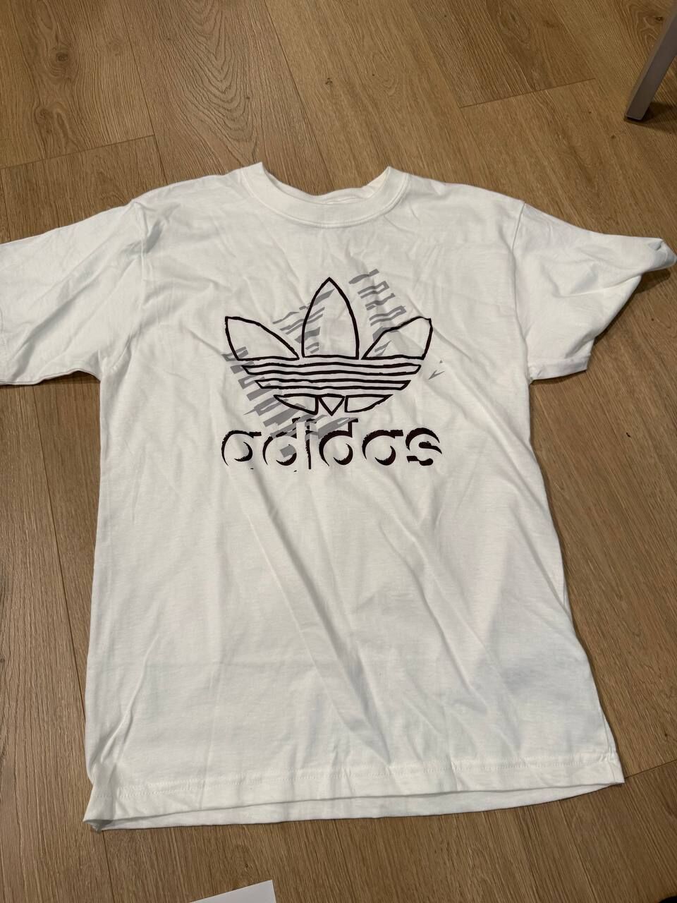 [USW] ADIDAS WHITE MEN'S ORIGINAL SKETCH TREFOIL T-SHIRT, IZ1329-WHITE (UZZ752)