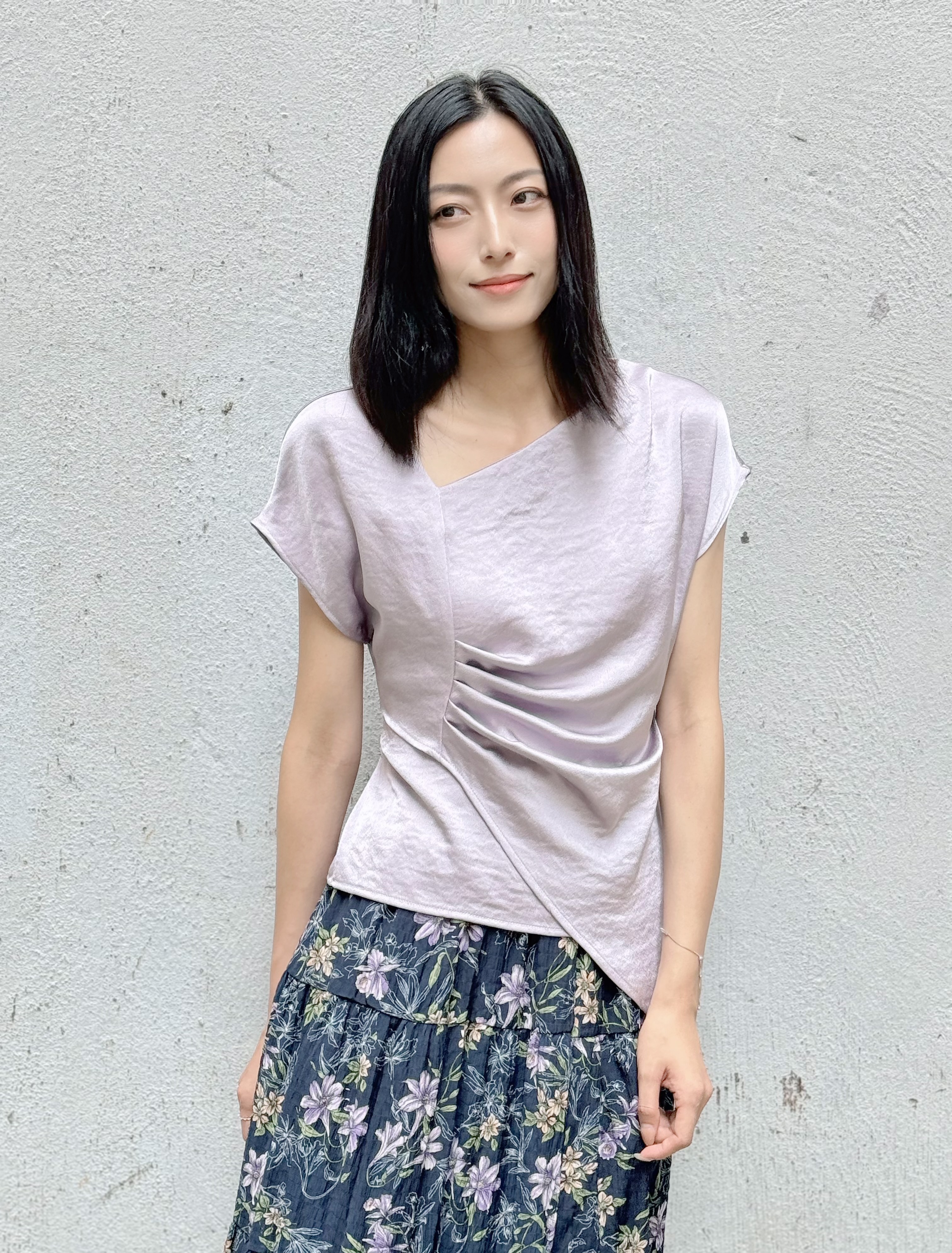 TOP#7483🤍不規則遮肚仔上衣