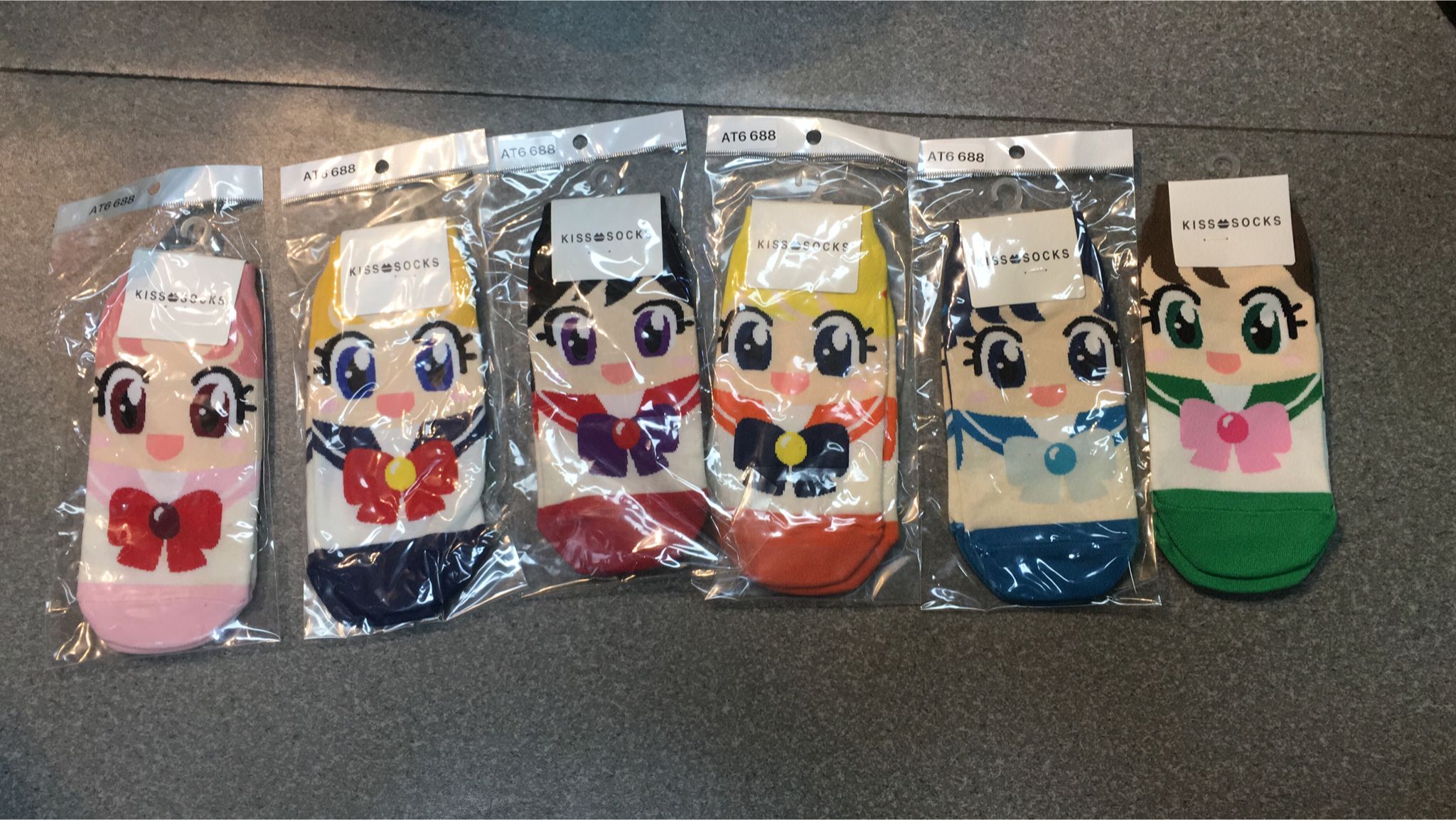 現貨 韓國美女戰士船襪 Ladies Size  ,(輕微污漬)唔影響穿著,介意勿下單（此為清貨價貨品不設退換）AT6 688